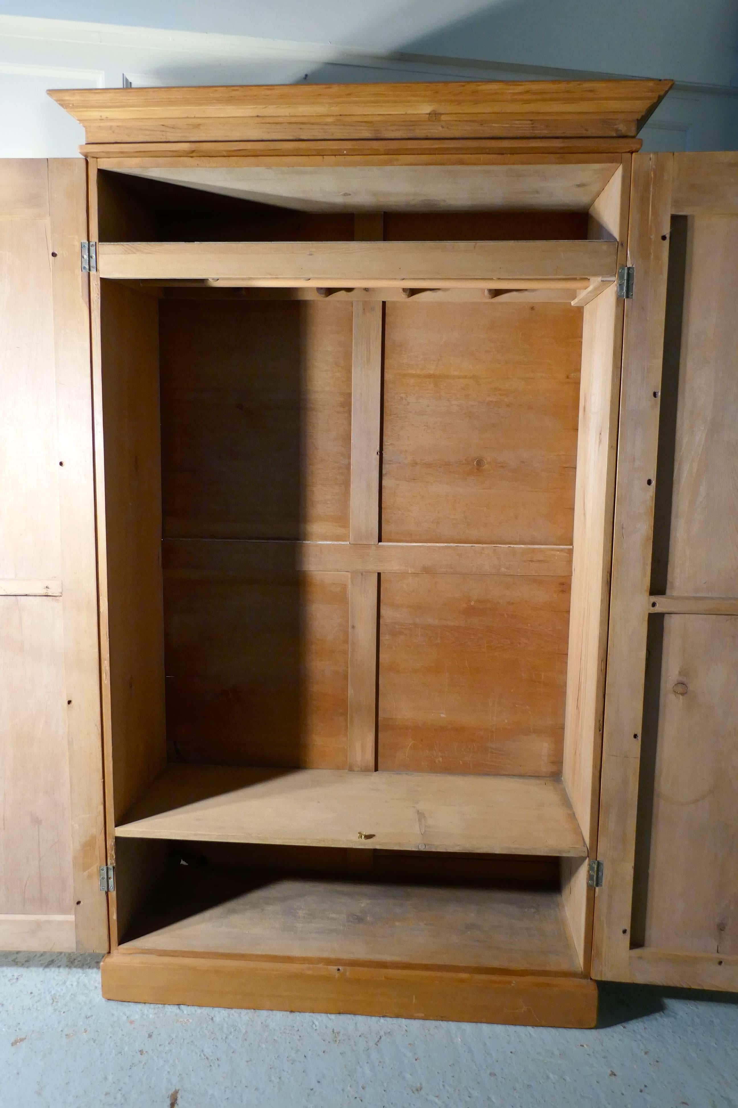 Early Victorian Stripped Pine Wardrobe In Good Condition In Chillerton, Isle of Wight