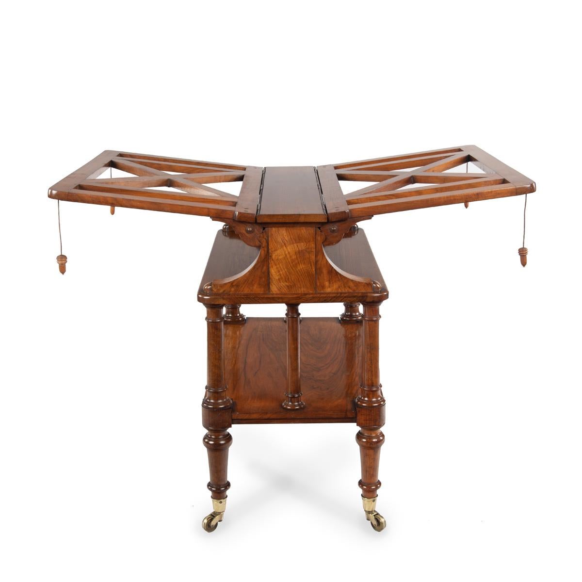 Early Victorian An early Victorian walnut folio stand attributed to Holland & Sons For Sale