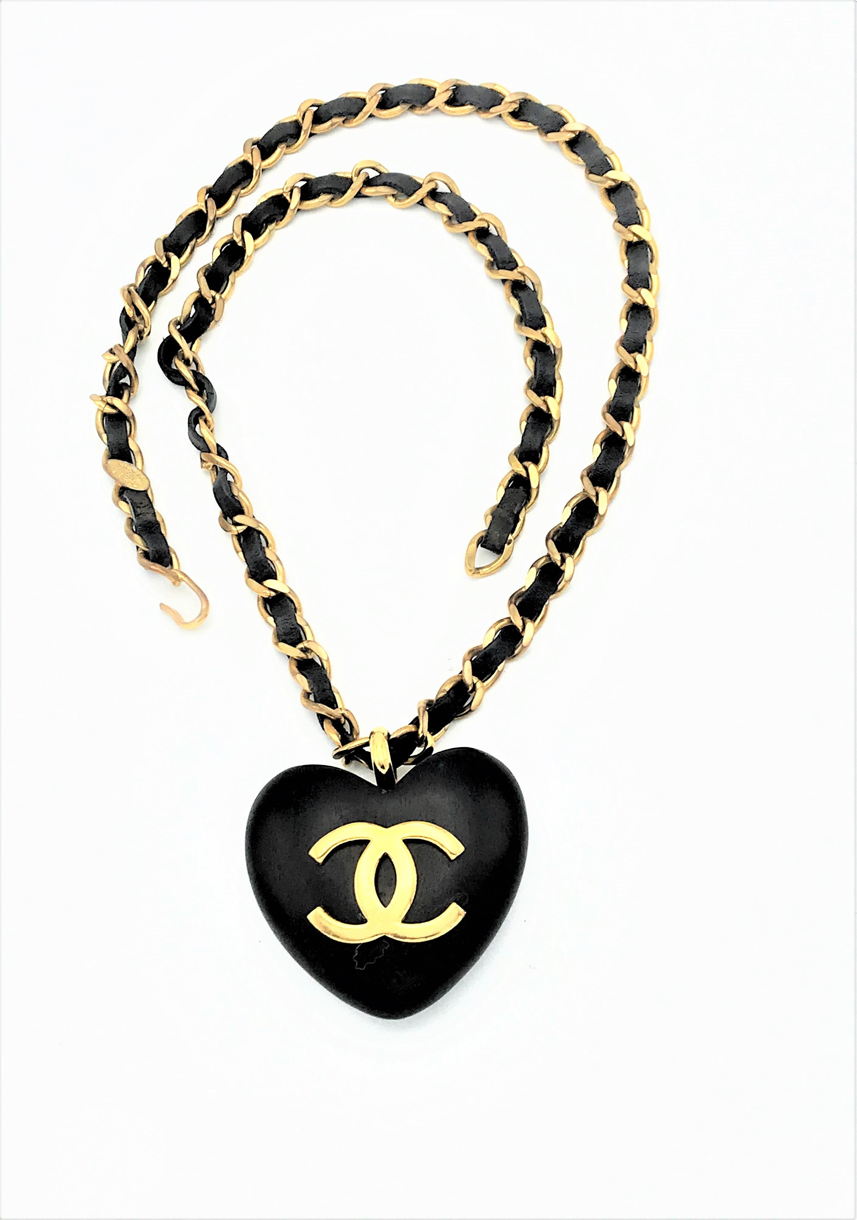 chanel black heart necklace