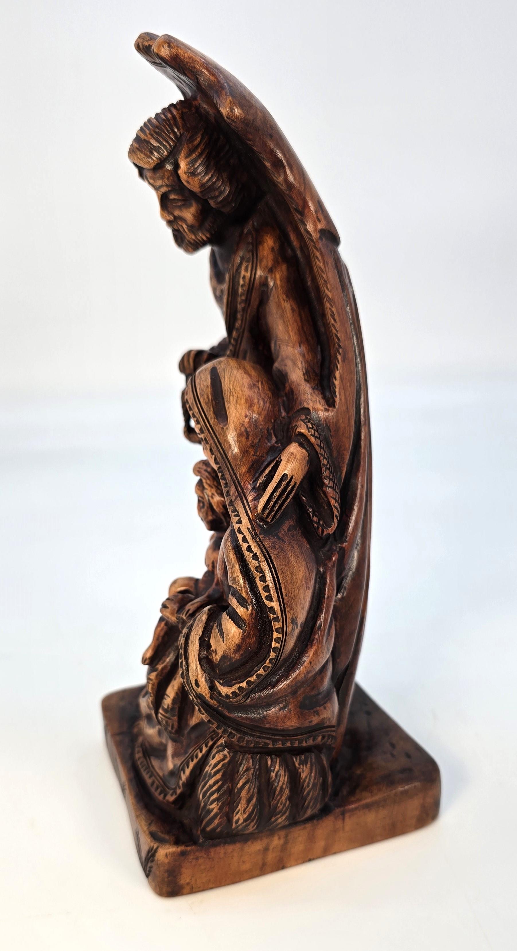 Sculpté Groupe de personnages ecclésiastiques italiens en bois d'olivier sculpté, vers 1880 en vente