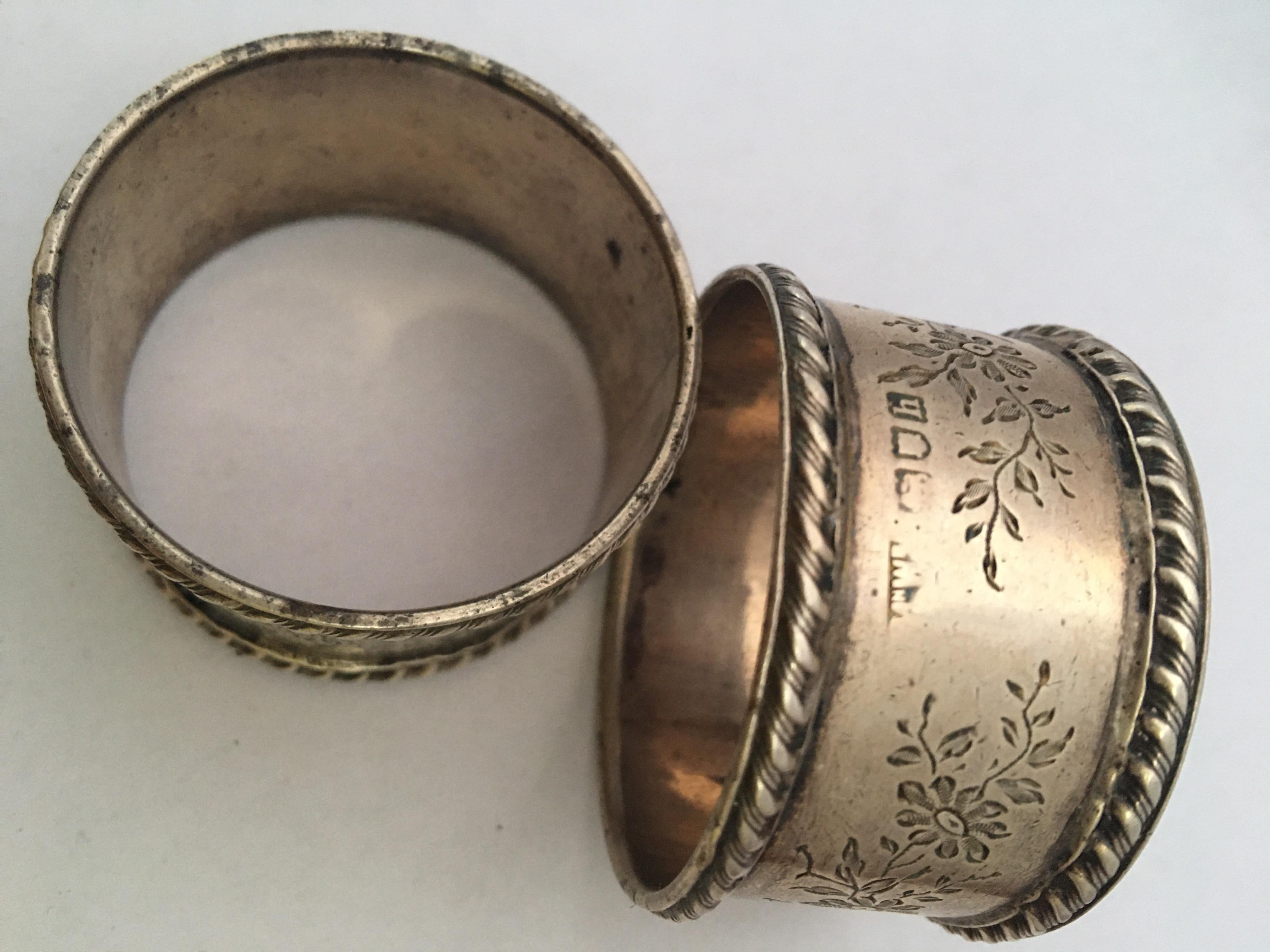 Eduardian Period Solid Silver Pair of Napkin Rings In Good Condition For Sale In Carlisle, GB