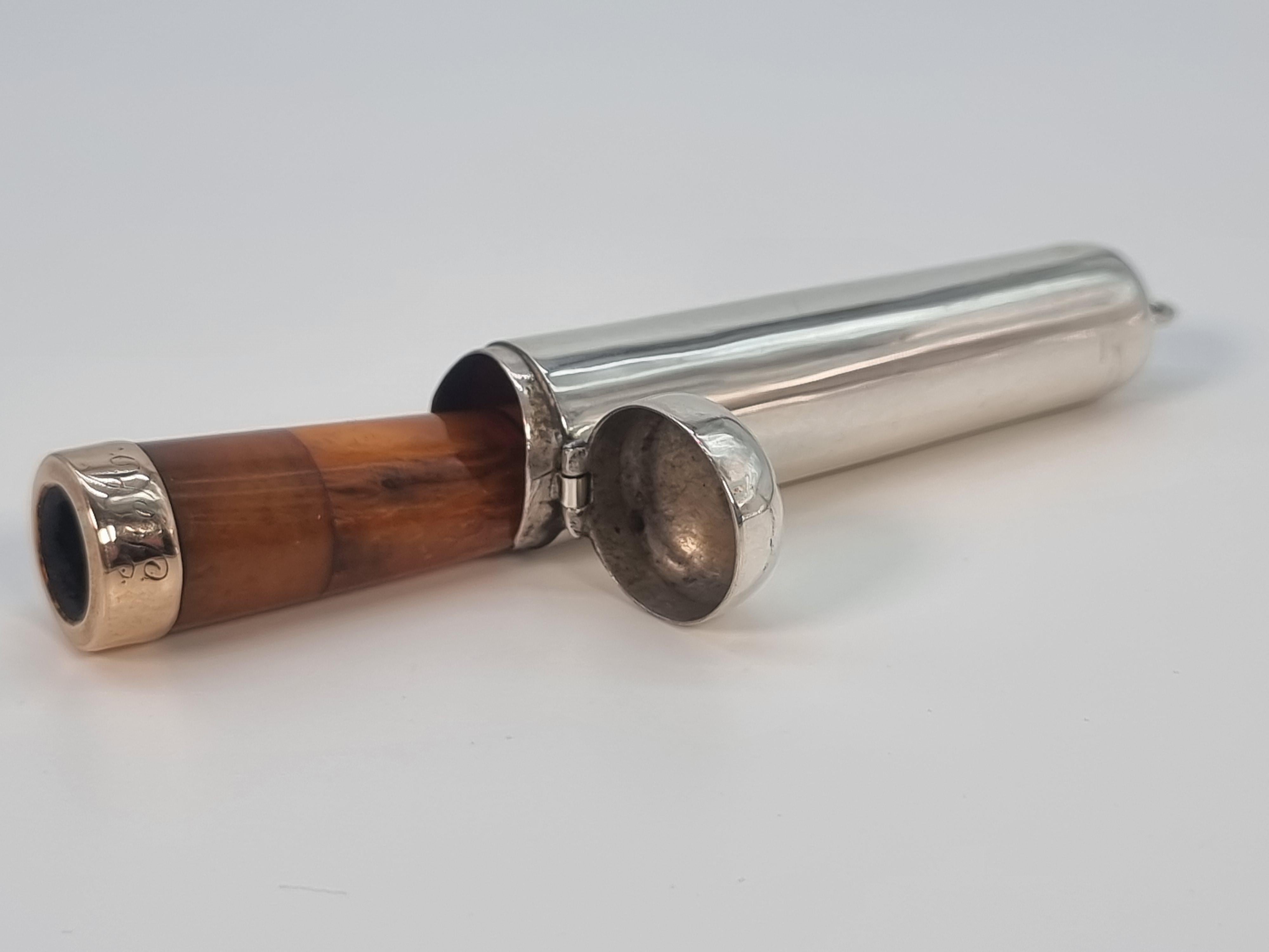 Hand-Crafted An Edwardian cheroot holder and case made from silver amber and gold 1902 - 3 For Sale