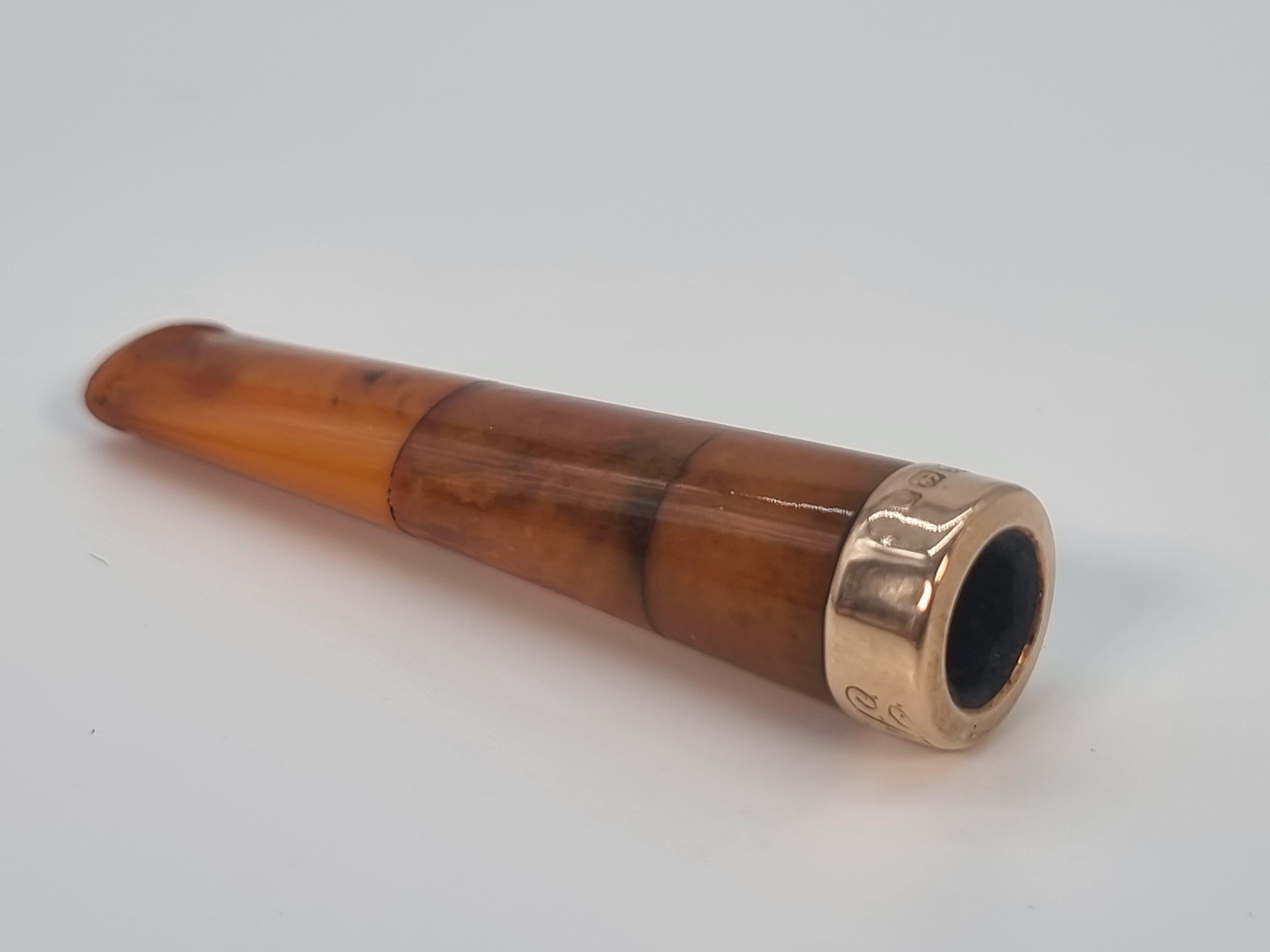An Edwardian cheroot holder and case made from silver amber and gold 1902 - 3 In Good Condition For Sale In Central England, GB