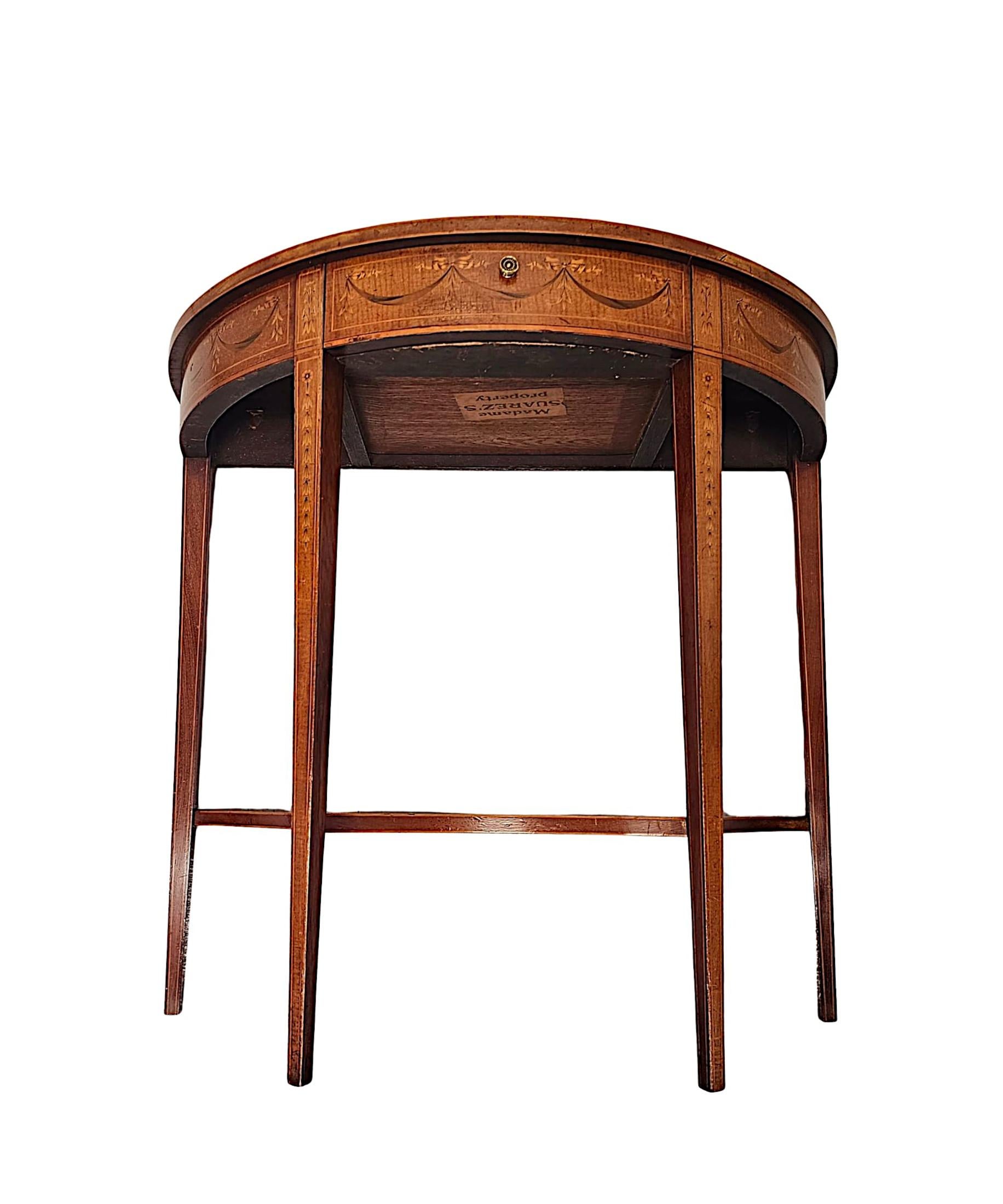Table d'entrée édouardienne Demilune attribuée à Edward and Roberts'e en vente 4