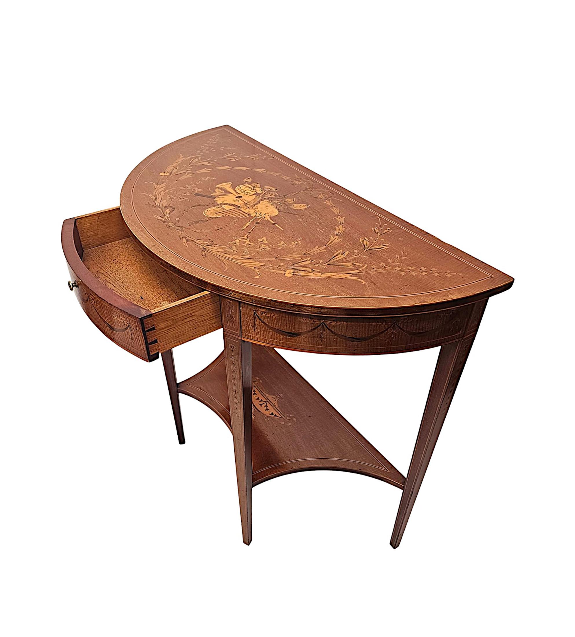 Laiton Table d'entrée édouardienne Demilune attribuée à Edward and Roberts'e en vente