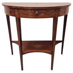 Mesa de salón eduardiana demilune atribuida a "Edward y Roberts "e