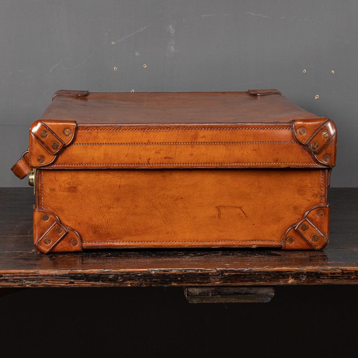 British An Edwardian Dressing Case With Silver Accessories By Walker & Hall c.1928 For Sale