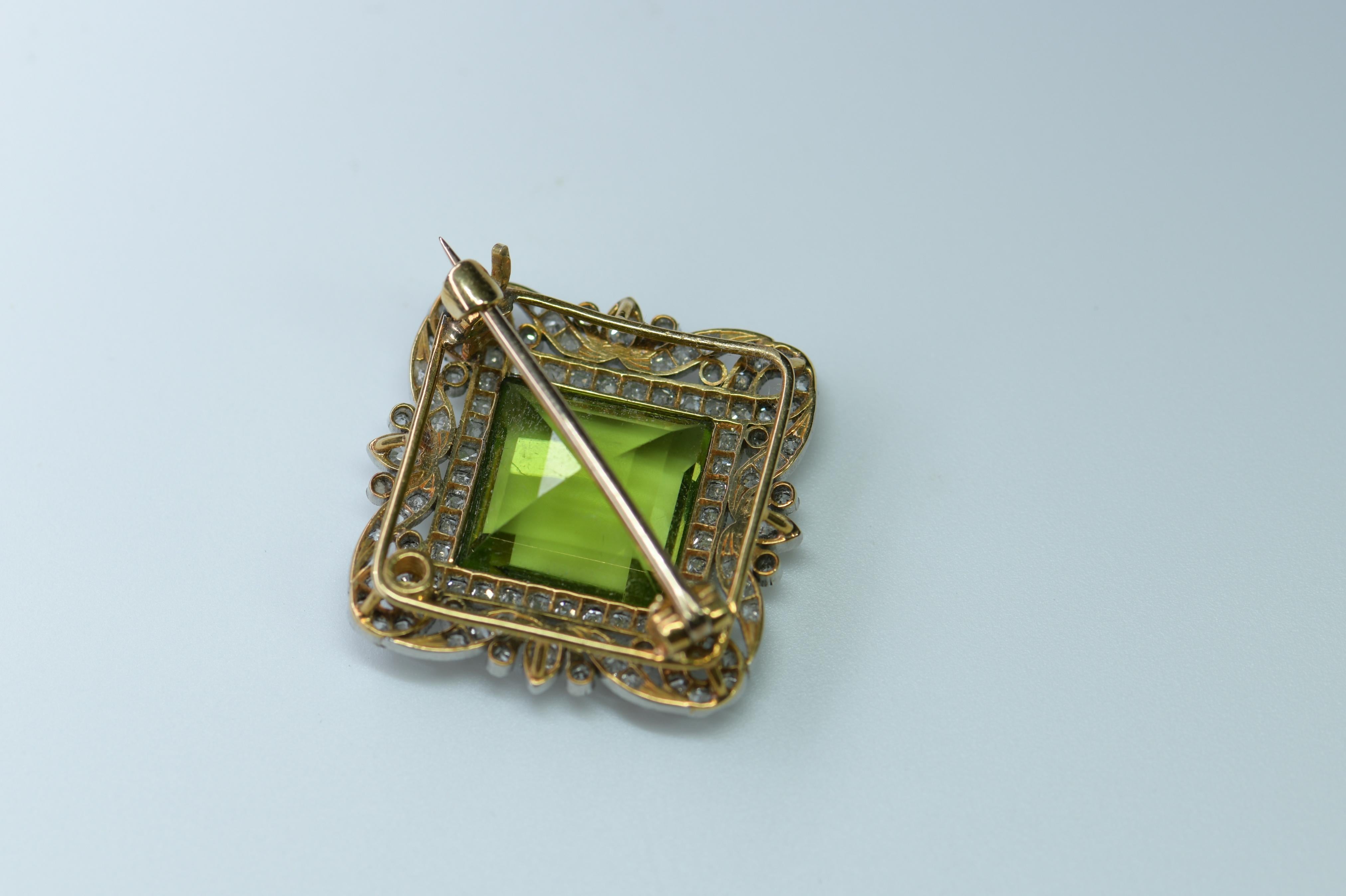 Square Cut Edwardian Peridot and Diamond Platinum Brooch For Sale