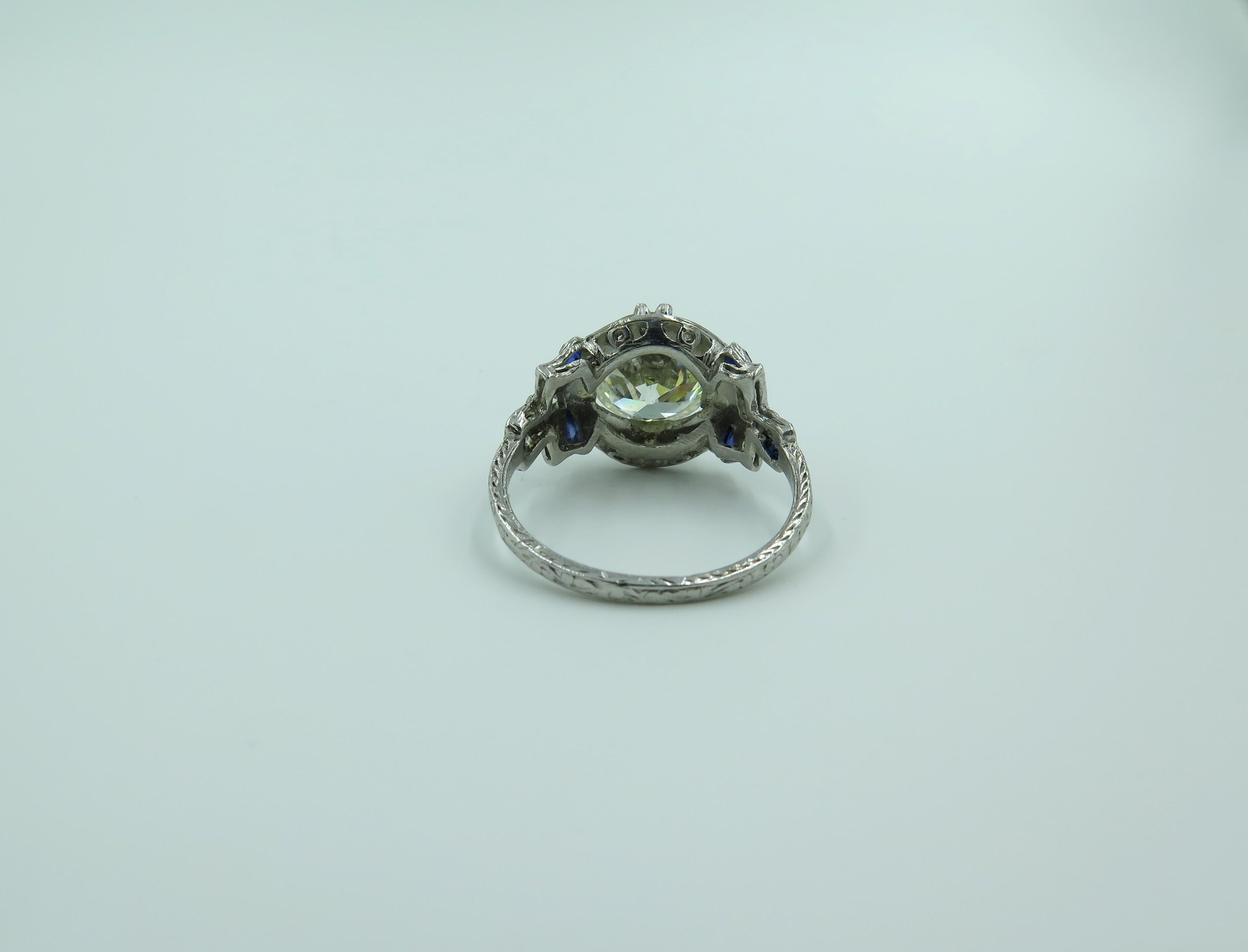 Edwardian Platinum, Diamond and Sapphire Ring In Excellent Condition In New York, NY