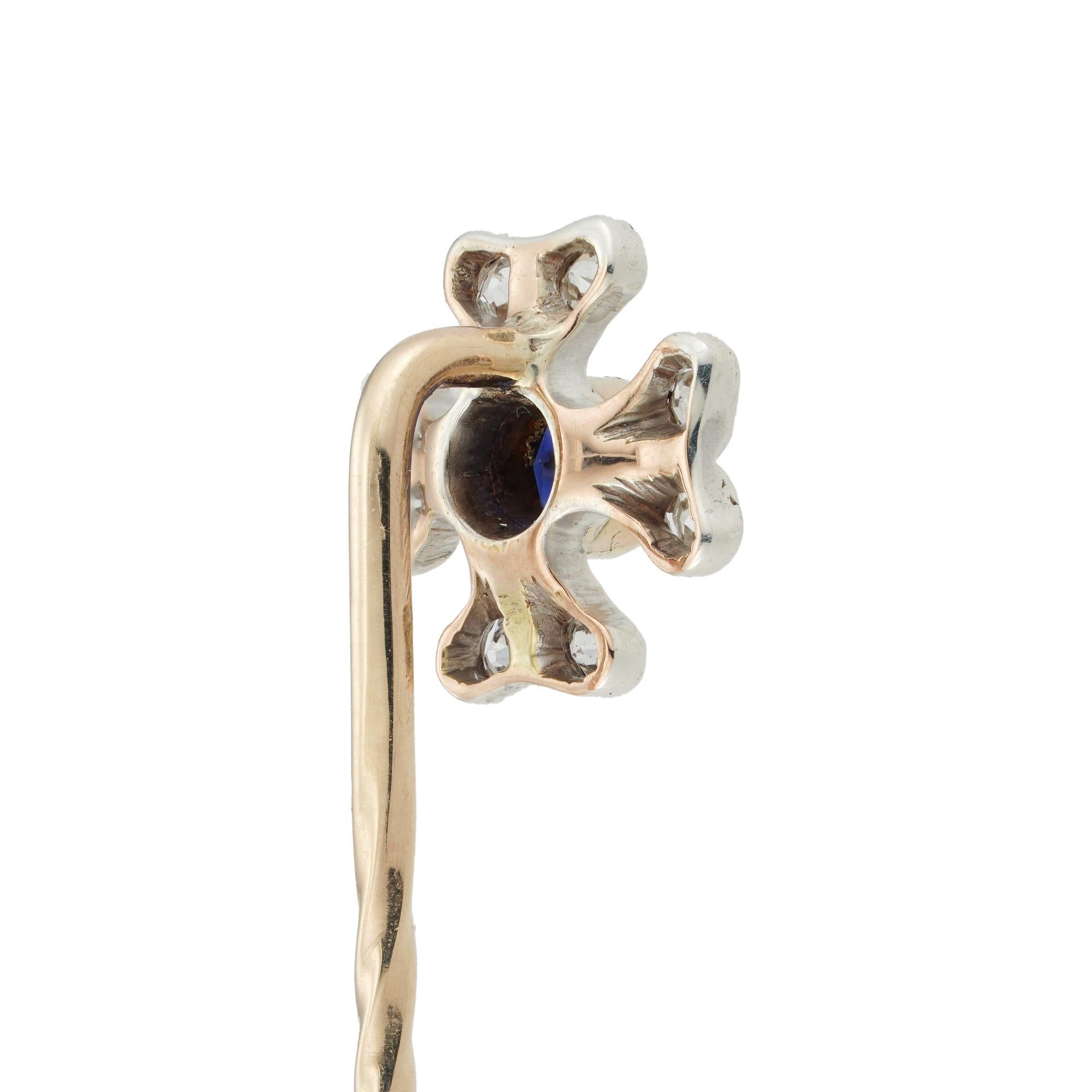 Round Cut An Edwardian sapphire and diamond four leaf clover pin For Sale