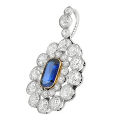 An Edwardian sapphire and diamond pendant/brooch