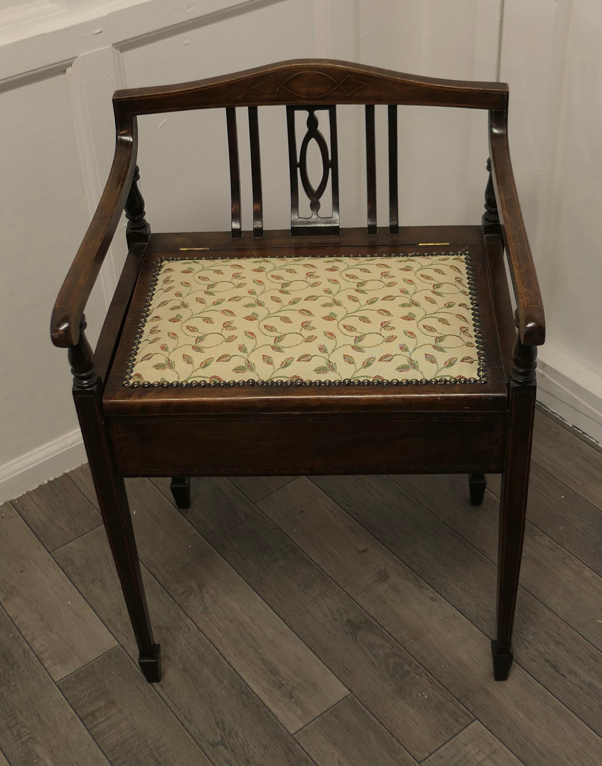 20th Century Edwardian Upholstered Piano Stool For Sale