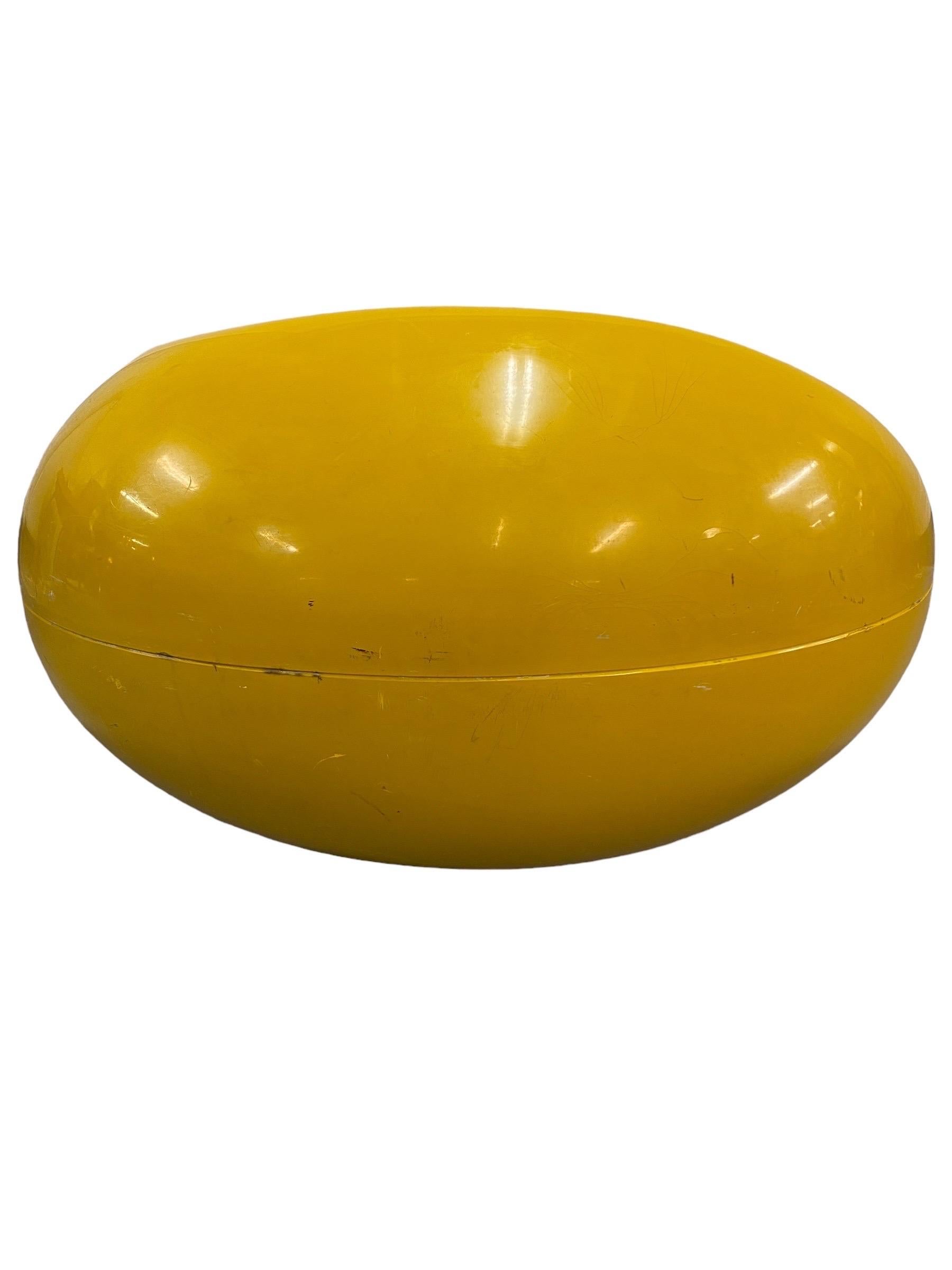 Yellow Eero Aarnio Iconic Pastilli 'Pastille' Chair, Fibreglass Asko, 1960s For Sale 1