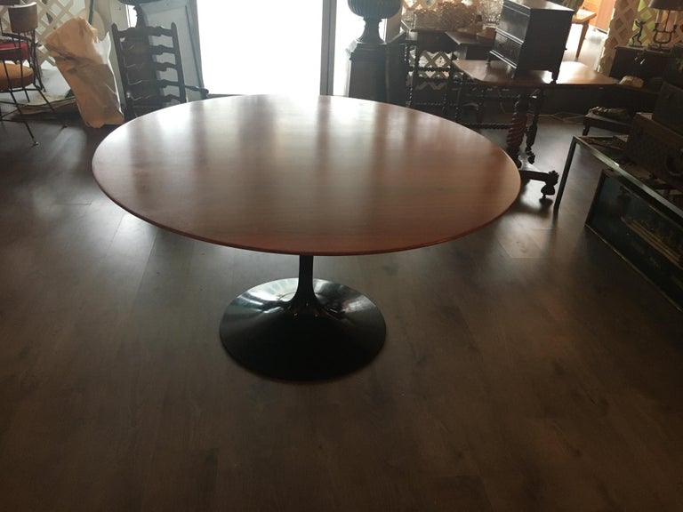 Eero Saarinen for Knoll Tulip Table, Rare Black Base with ...