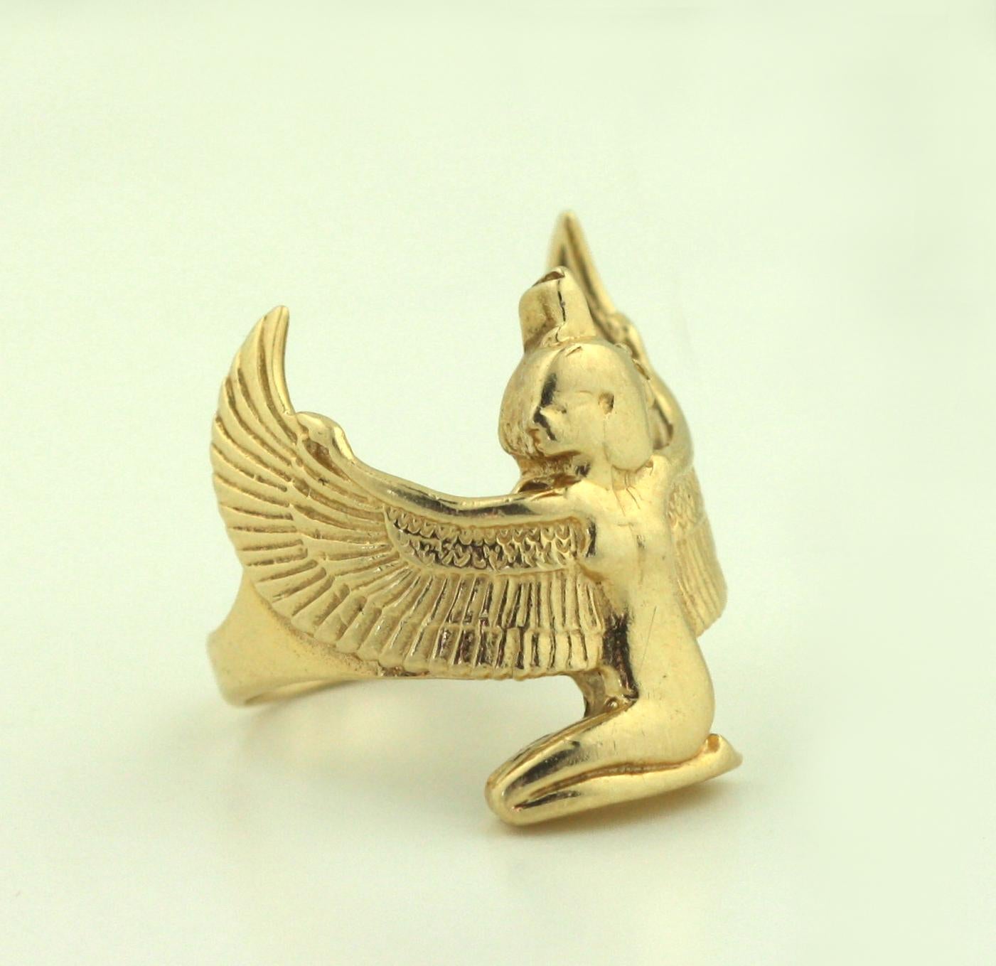 Women's or Men's An Egyptian Goddess ISIS 14 karat yellow Gold Ring For Sale
