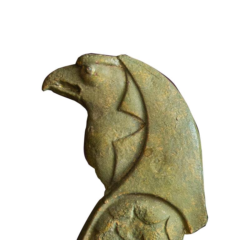 Moulage Suspension murale de style néo-égyptien d'Horus, fonderie de Berlin, fin du 19e siècle en vente