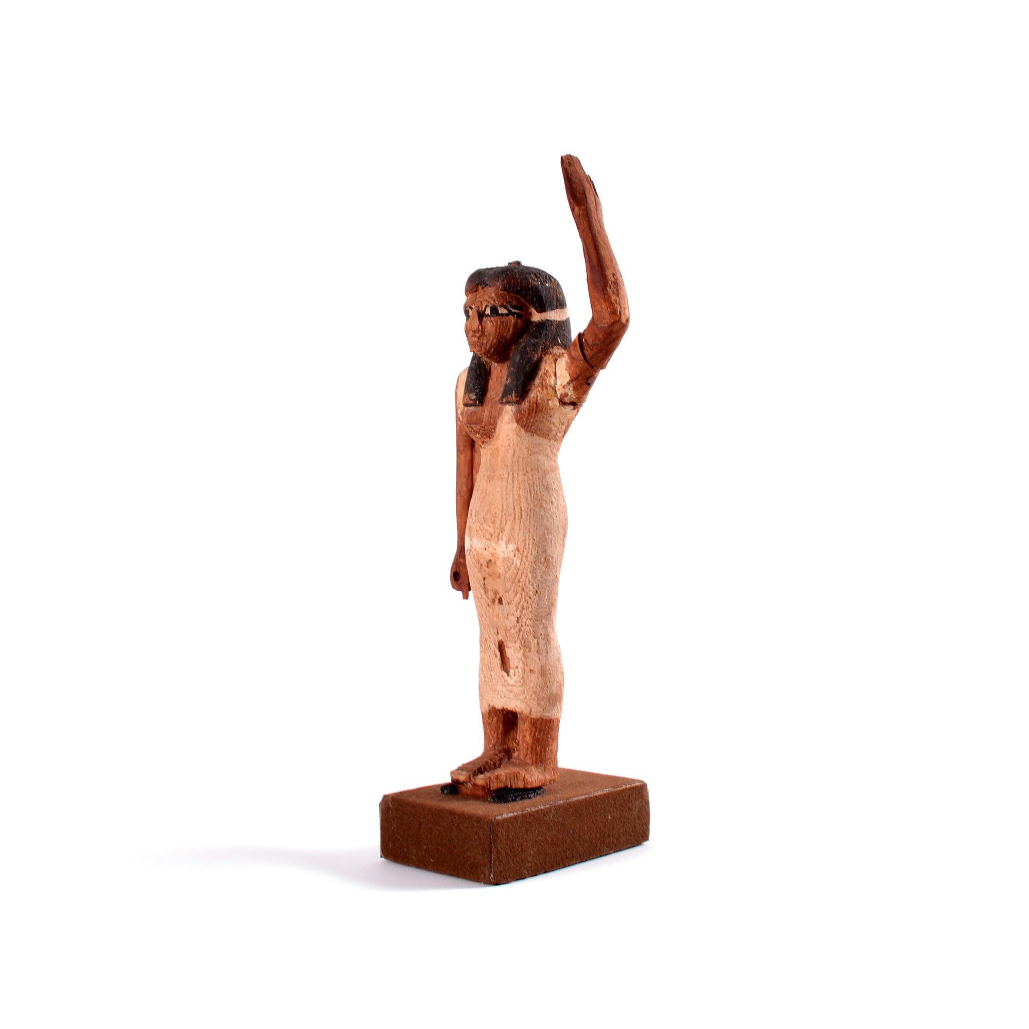 Eine ägyptische Holzfrau mit Bär-Figur, Ägyptisches Königreich im Angebot 4