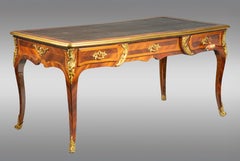 Bureau plat Louis XV du XVIIIe siècle