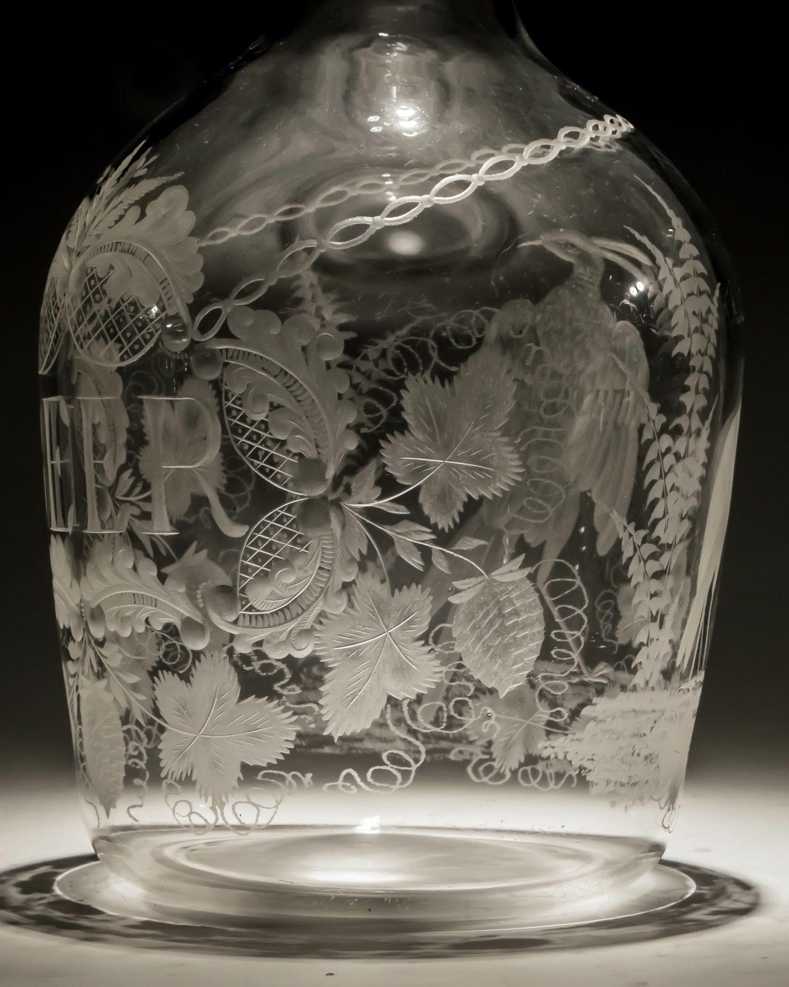 Elaborate Engraved George III Magnum Beer Decanter In Good Condition For Sale In Steyning, West sussex