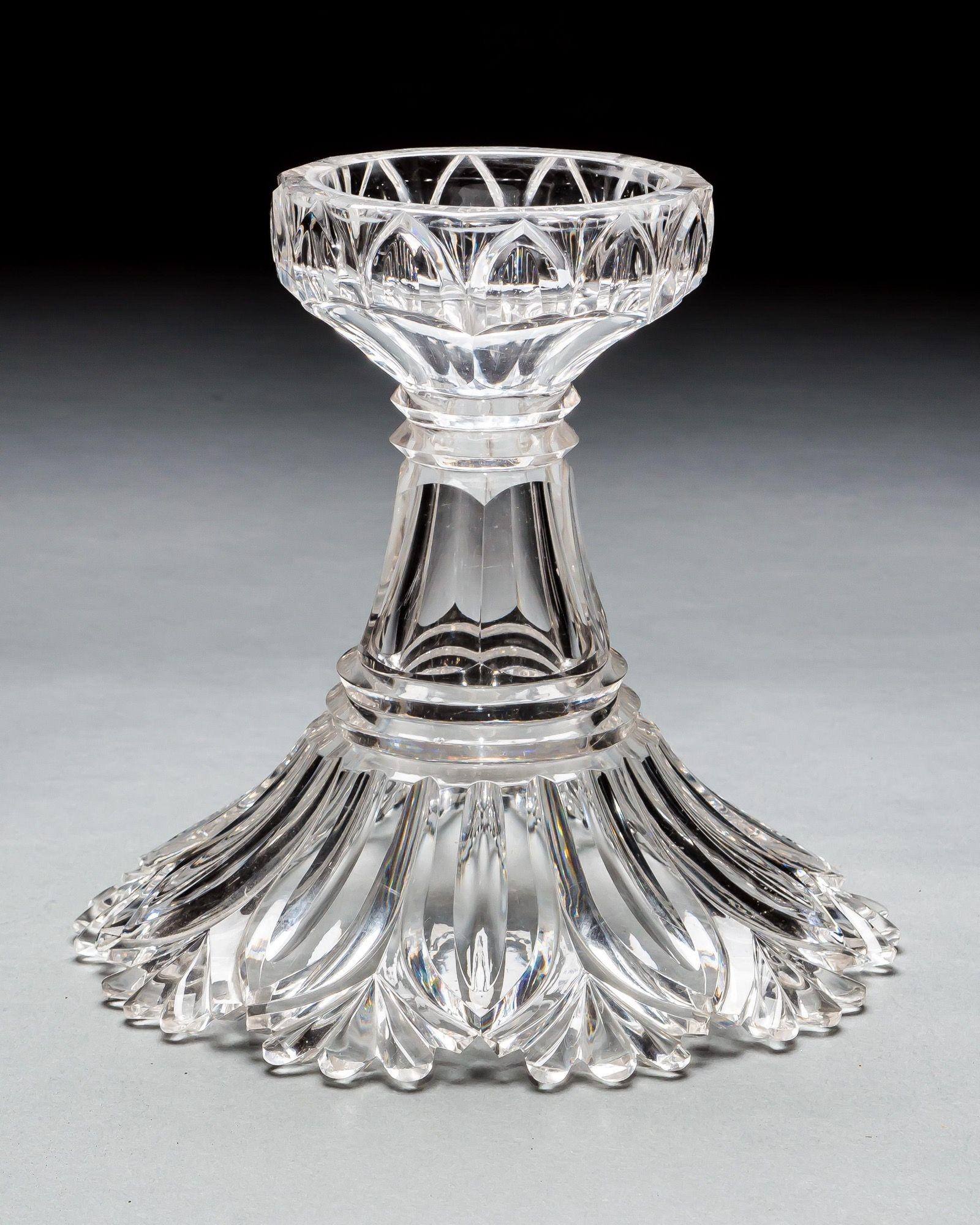 Aufwändig geschliffene William-IV-Schale (Geschliffenes Glas) im Angebot