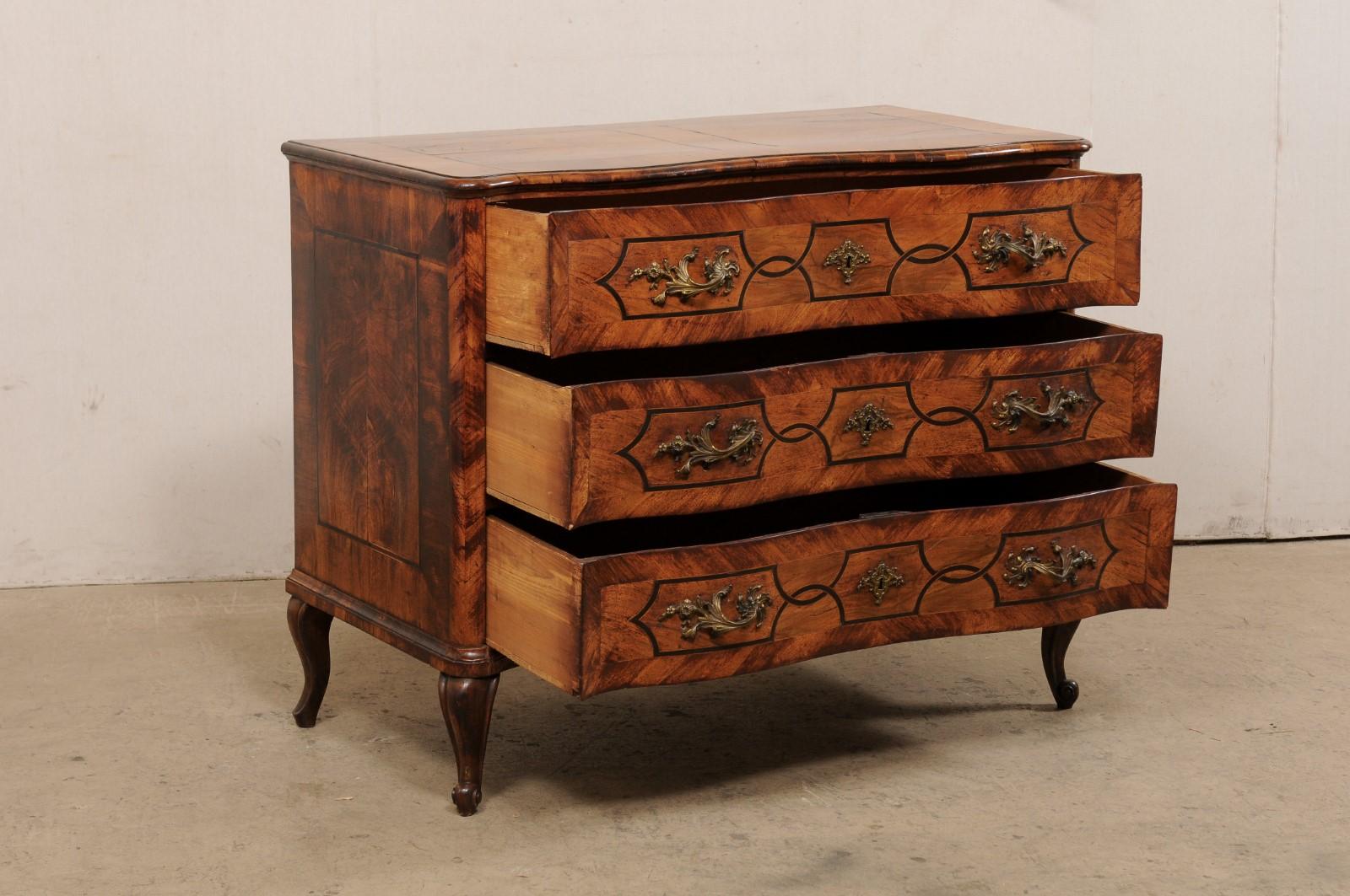 Elegant 18th C. Italian Late Rococo Style Chest W/Beautiful Book-Match Veneer For Sale 1