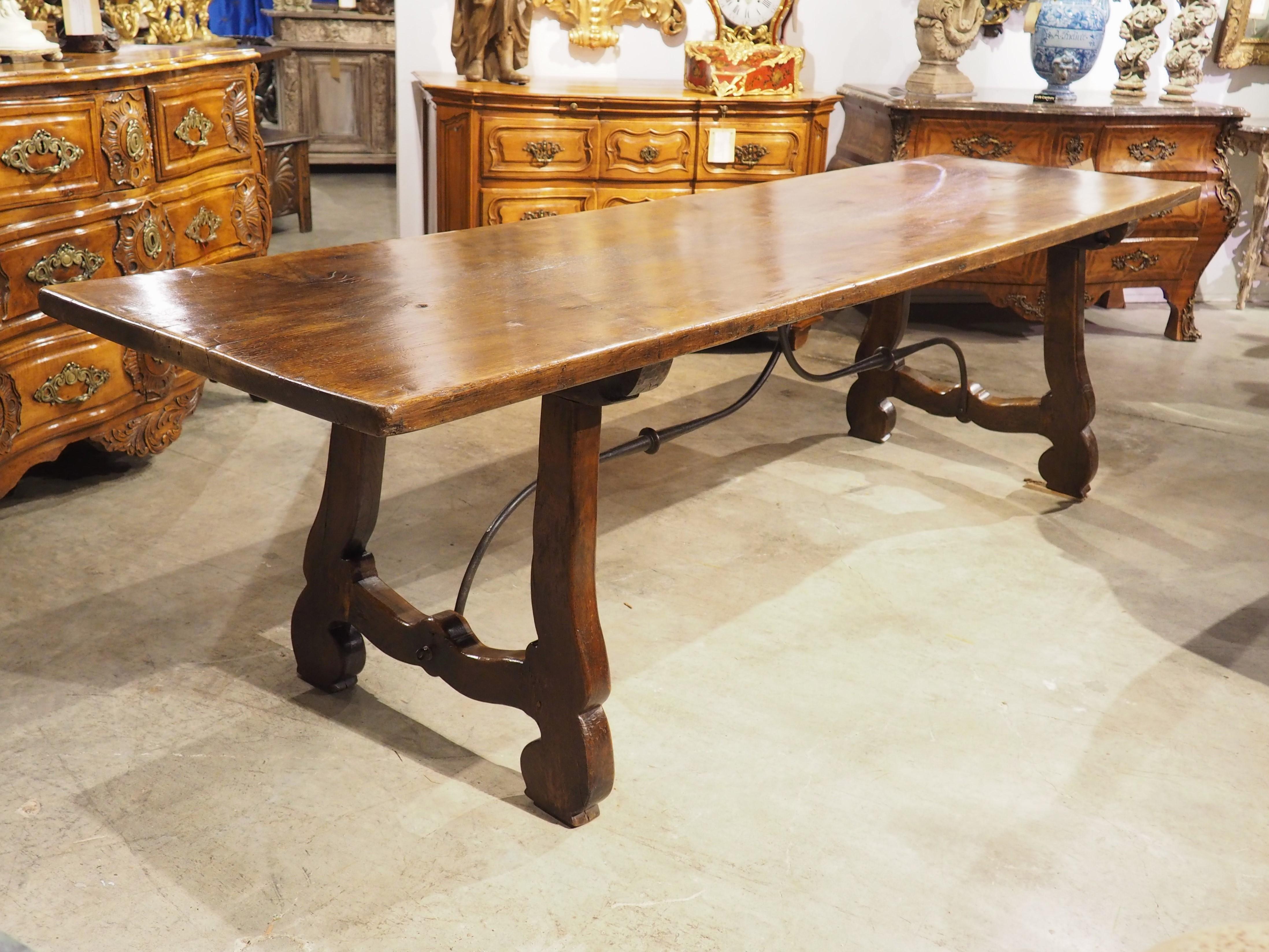 An Elegant 18th Century Single Walnut Plank Top Dining Table from Spain For Sale 12