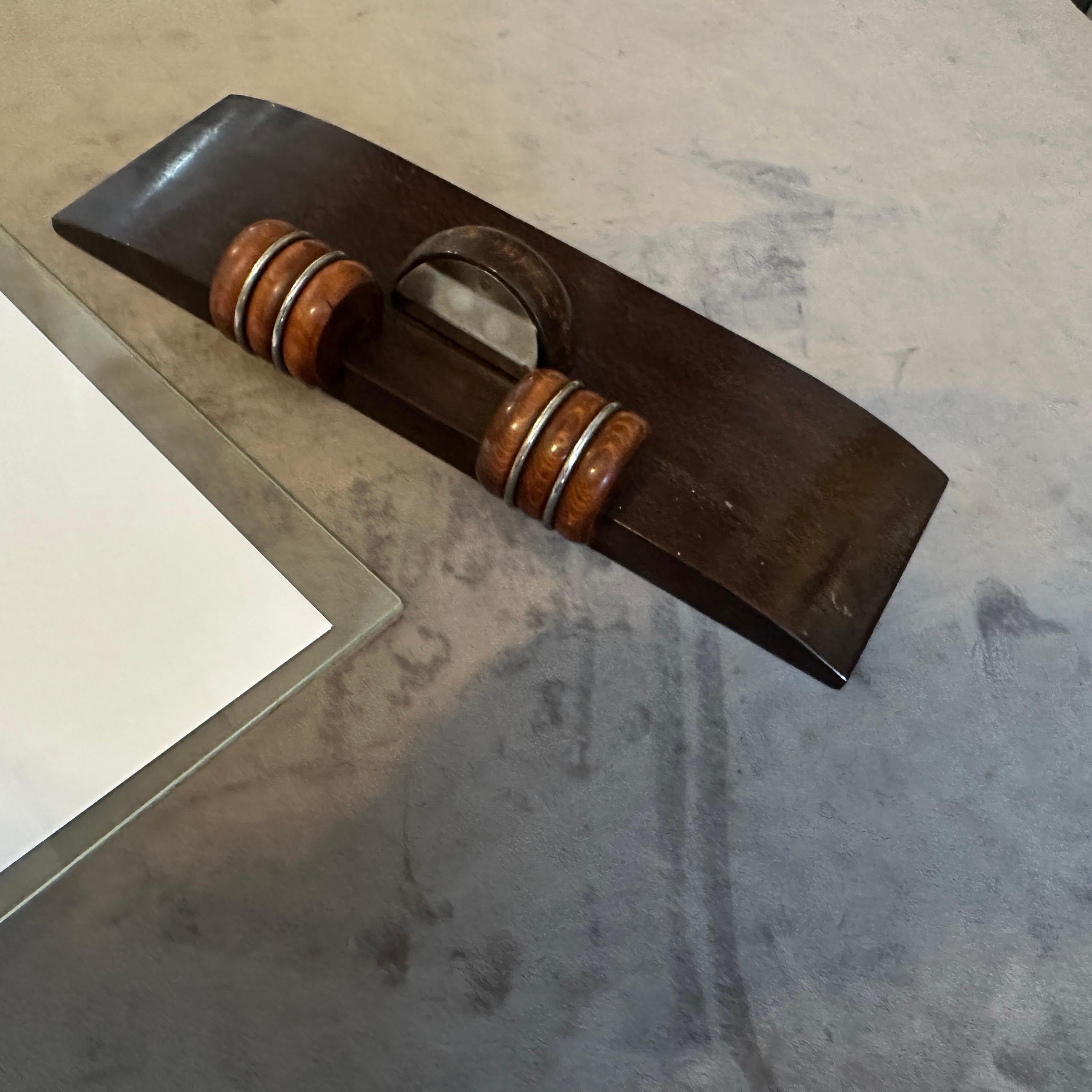 An Elegant 1930s Art Deco Wood and Chromed Metal French Picture Frame For Sale 7