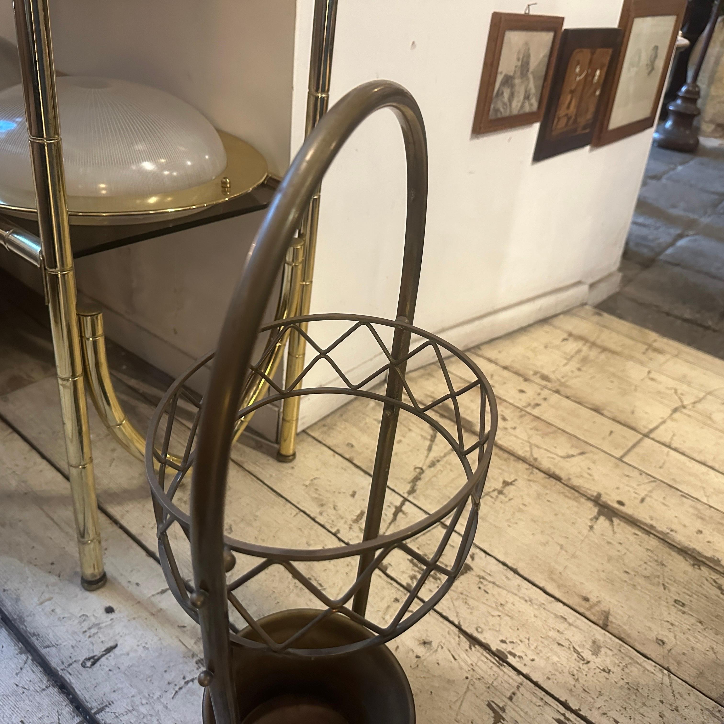 Brass An Elegant 1950s Gio Ponti Style Mid-Century Modern Italian Umbrella Stand For Sale