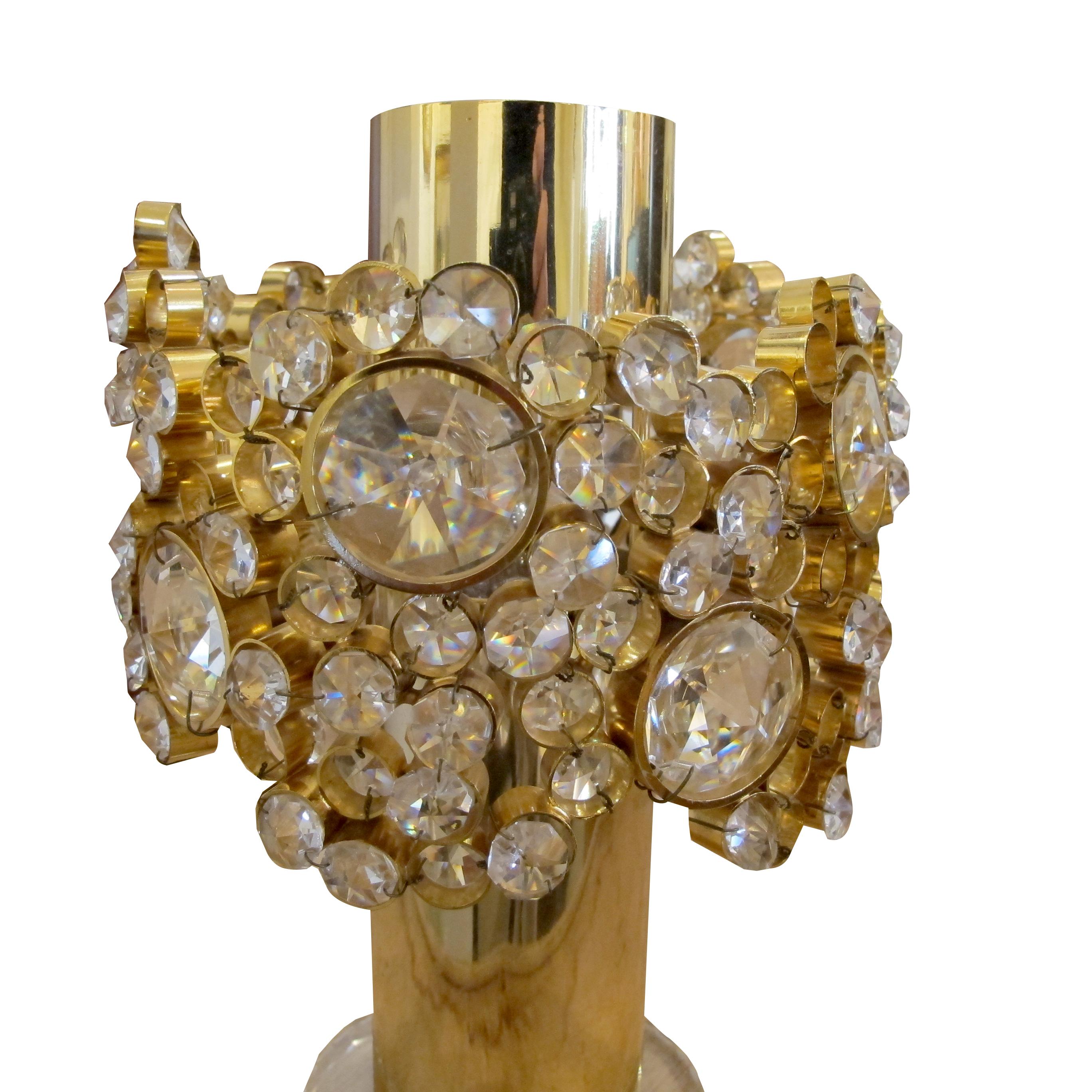 Mid-20th Century Elegant 1960s Austrian Brass and Glass Crystal Table Lamp by J.L. Lobmeyr