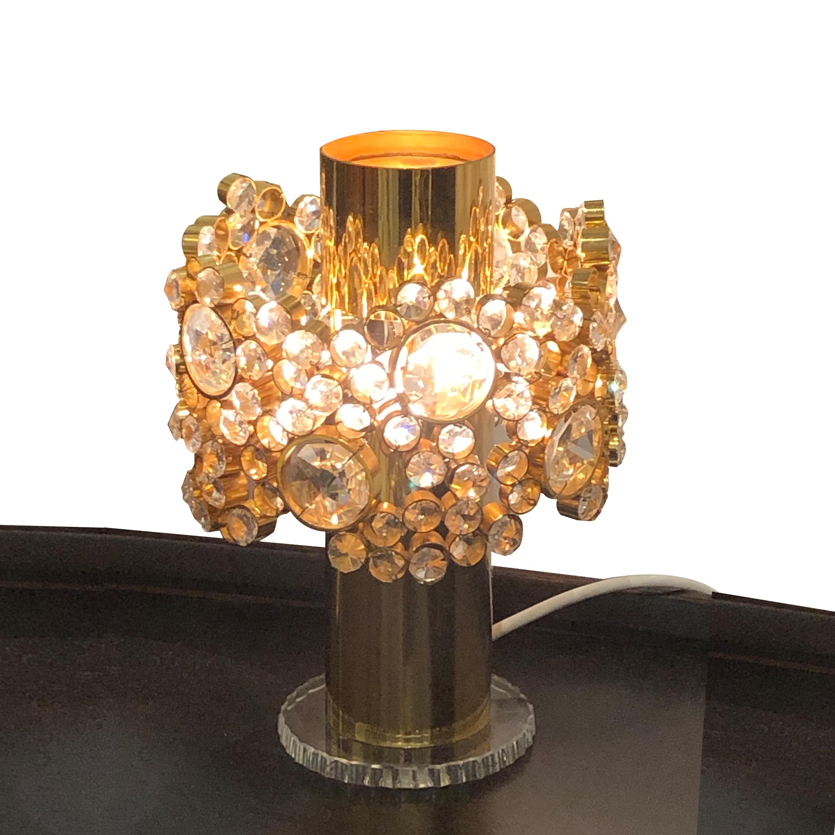 Elegant 1960s Austrian Brass and Glass Crystal Table Lamp by J.L. Lobmeyr 2