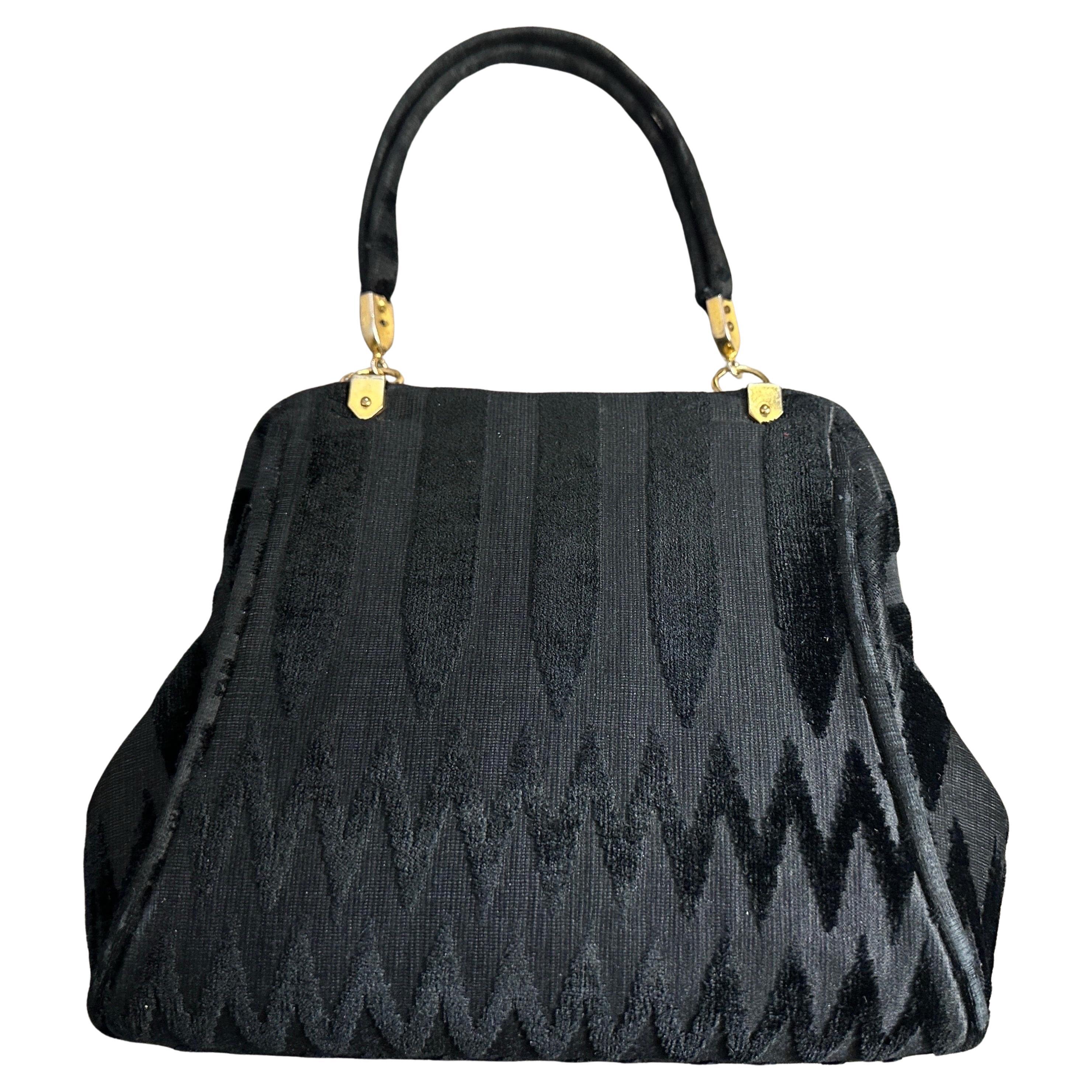 An Elegant 1970s Black Velvet Hand Bag by Roberta di Camerino For Sale