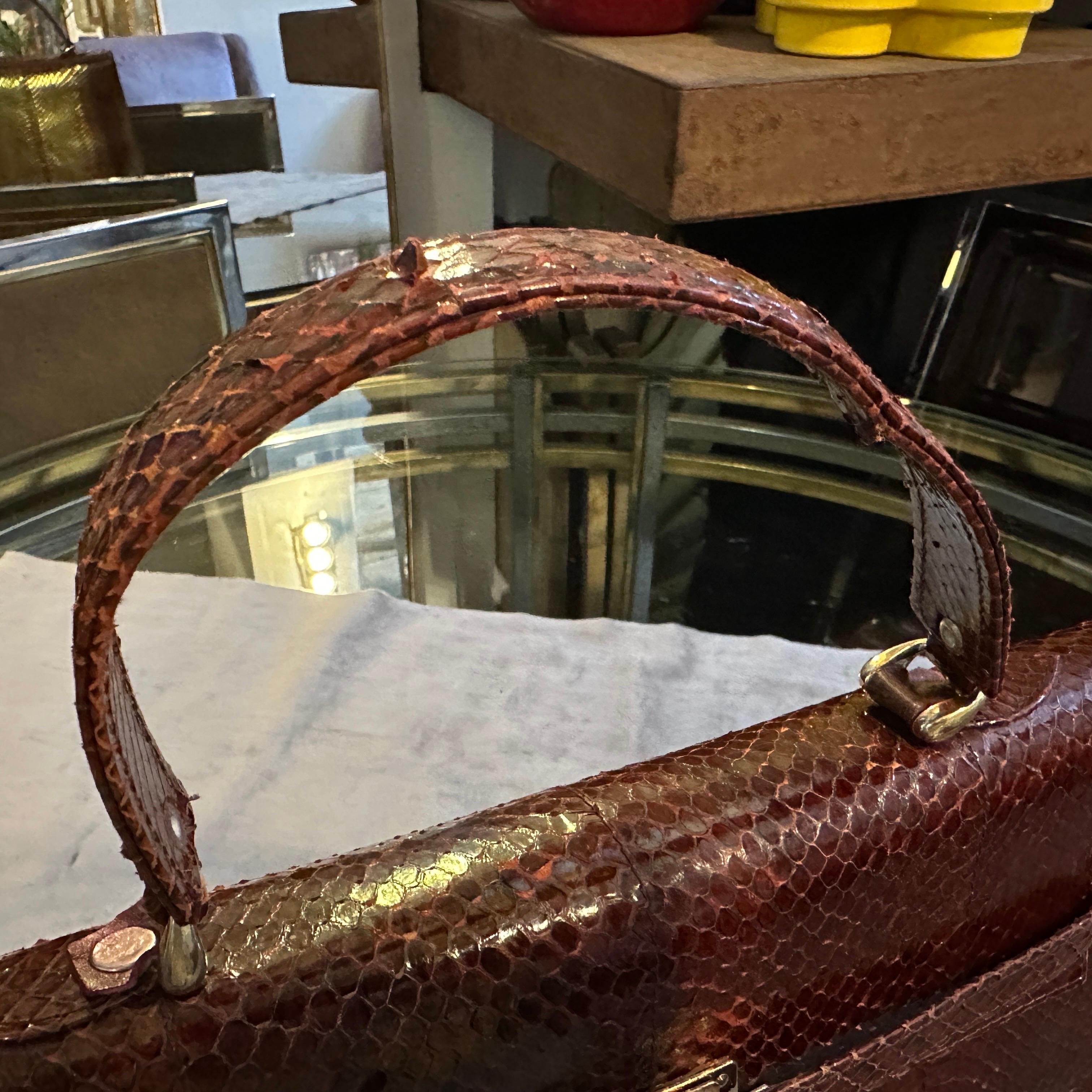 An Elegant 1970s Brown Leather and Brass Kelly Hand Bag For Sale 7