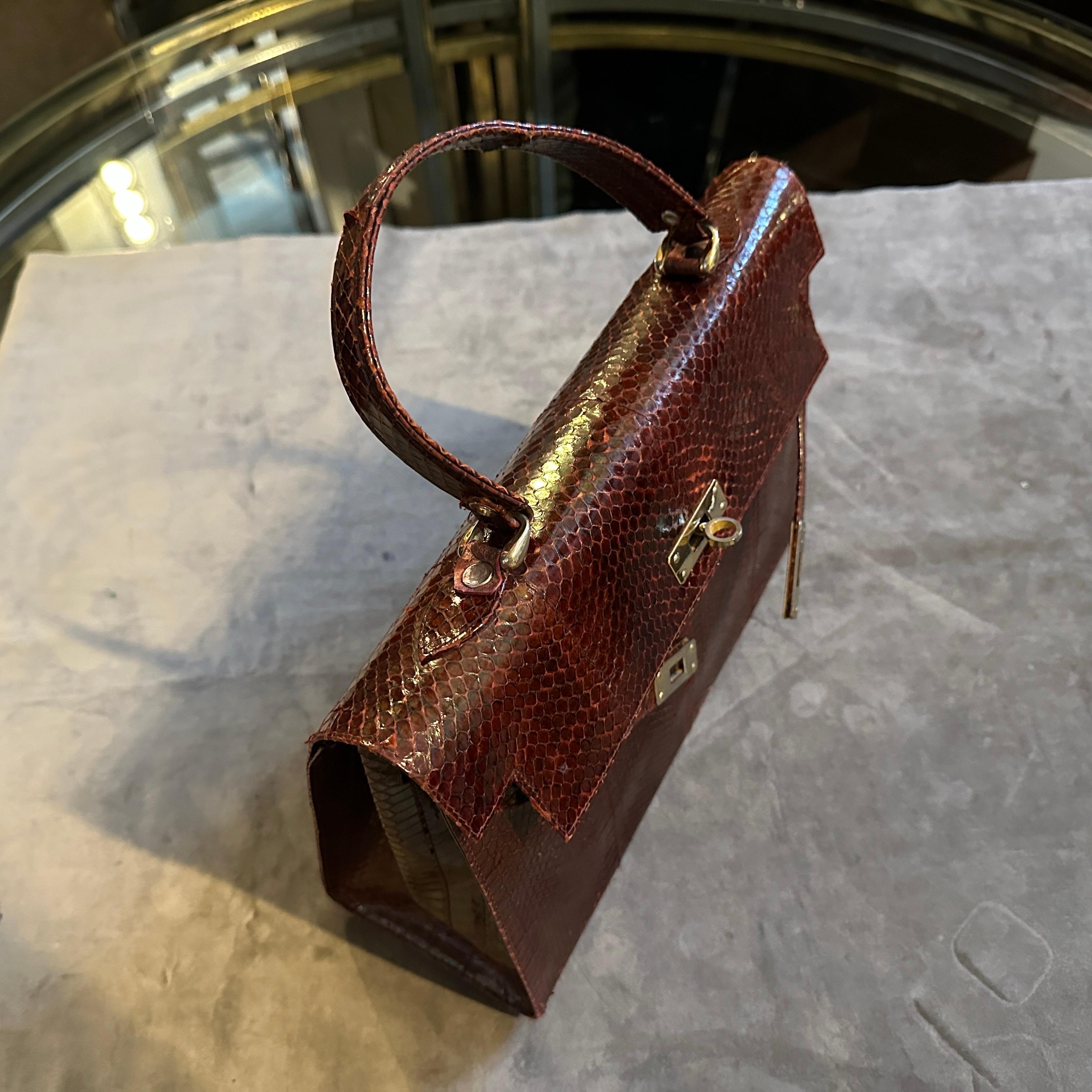 An Elegant 1970s Brown Leather and Brass Kelly Hand Bag For Sale 10