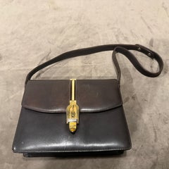 An Elegant 1970s Chocolate Brown Leather Italian Shoulder Bag