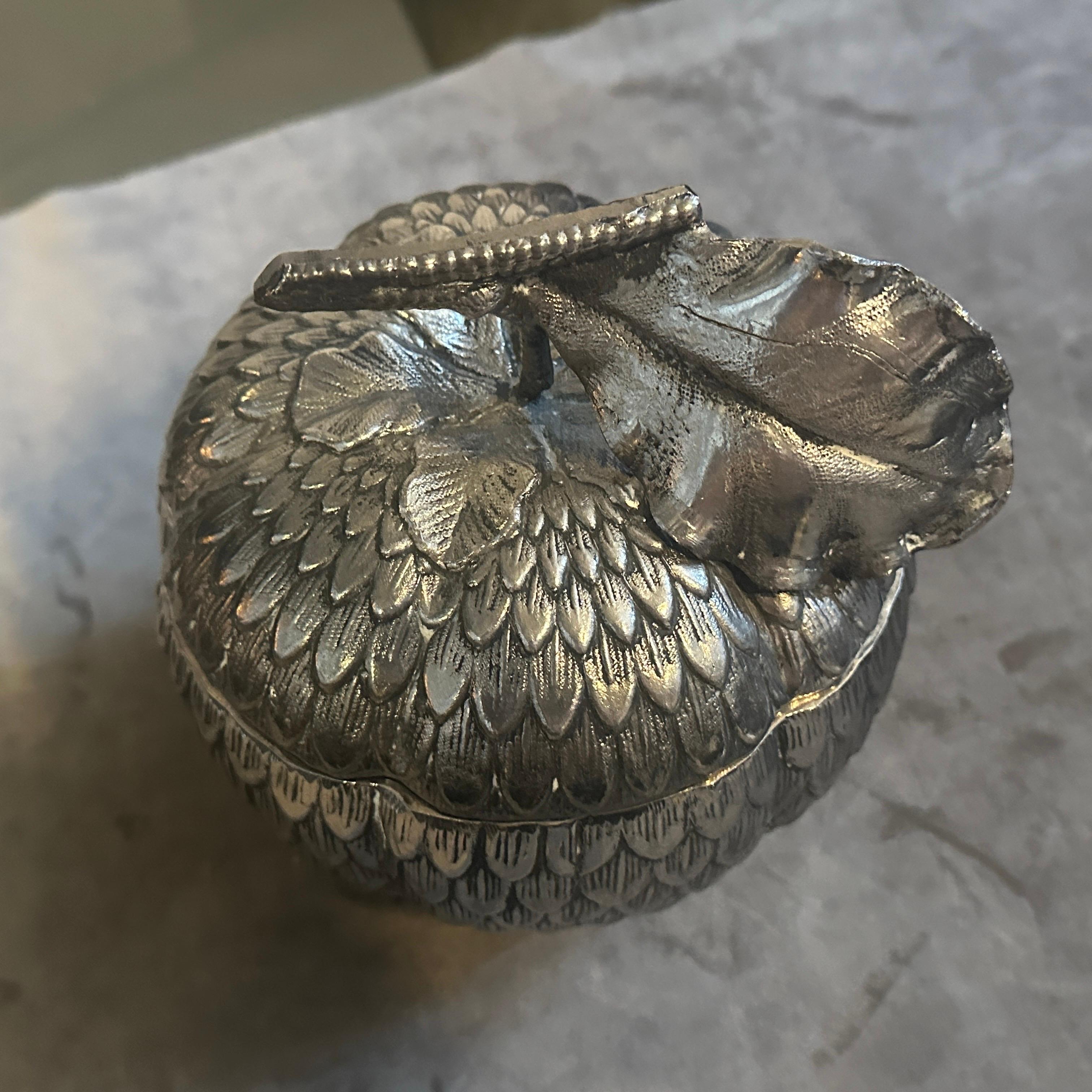 Mid-Century Modern An Elegant 1970s Modern Pewter Ice Bucket made in Italy by Mauro Manetti For Sale