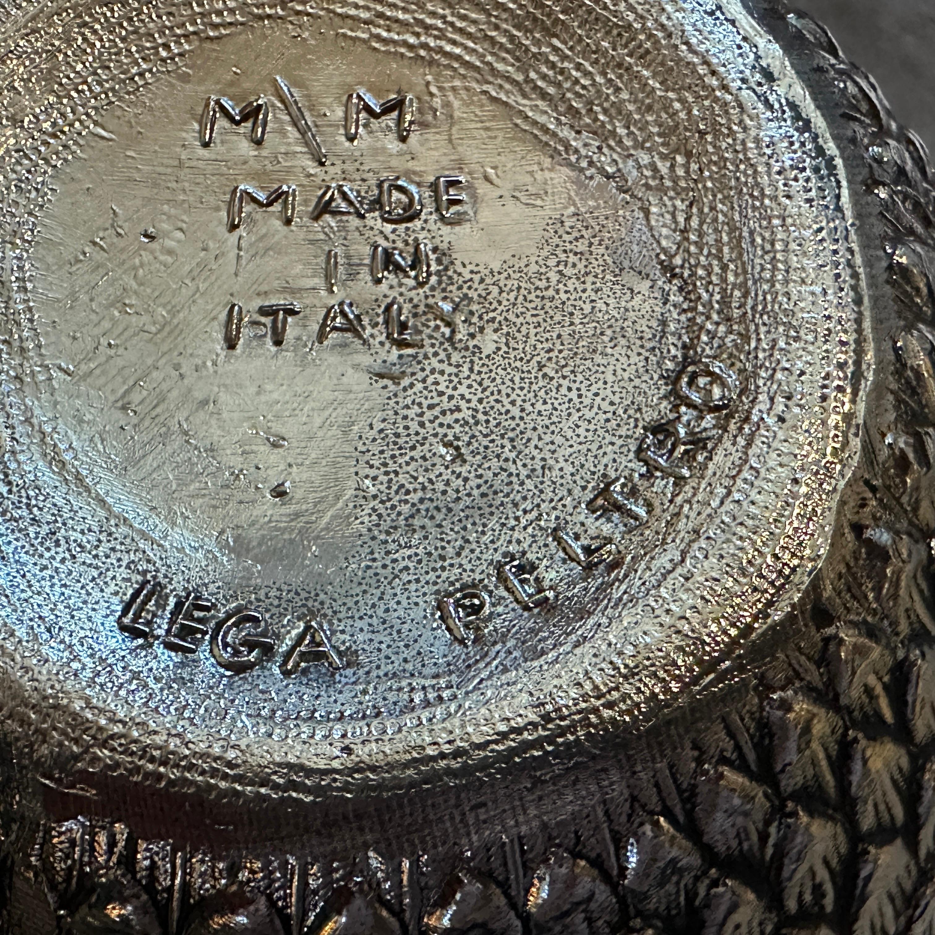 An Elegant 1970s Modern Pewter Ice Bucket made in Italy by Mauro Manetti For Sale 2