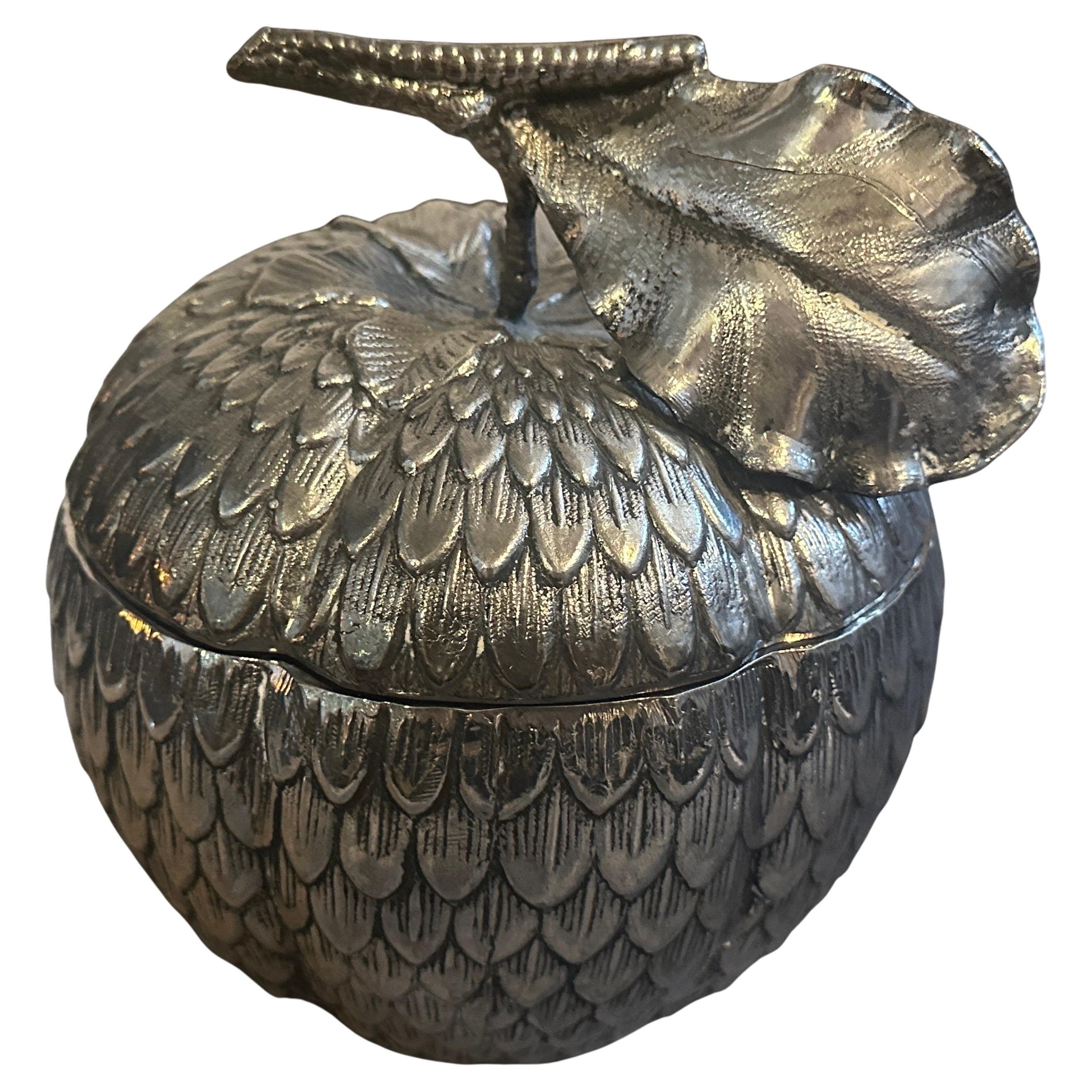An Elegant 1970s Modern Pewter Ice Bucket made in Italy by Mauro Manetti