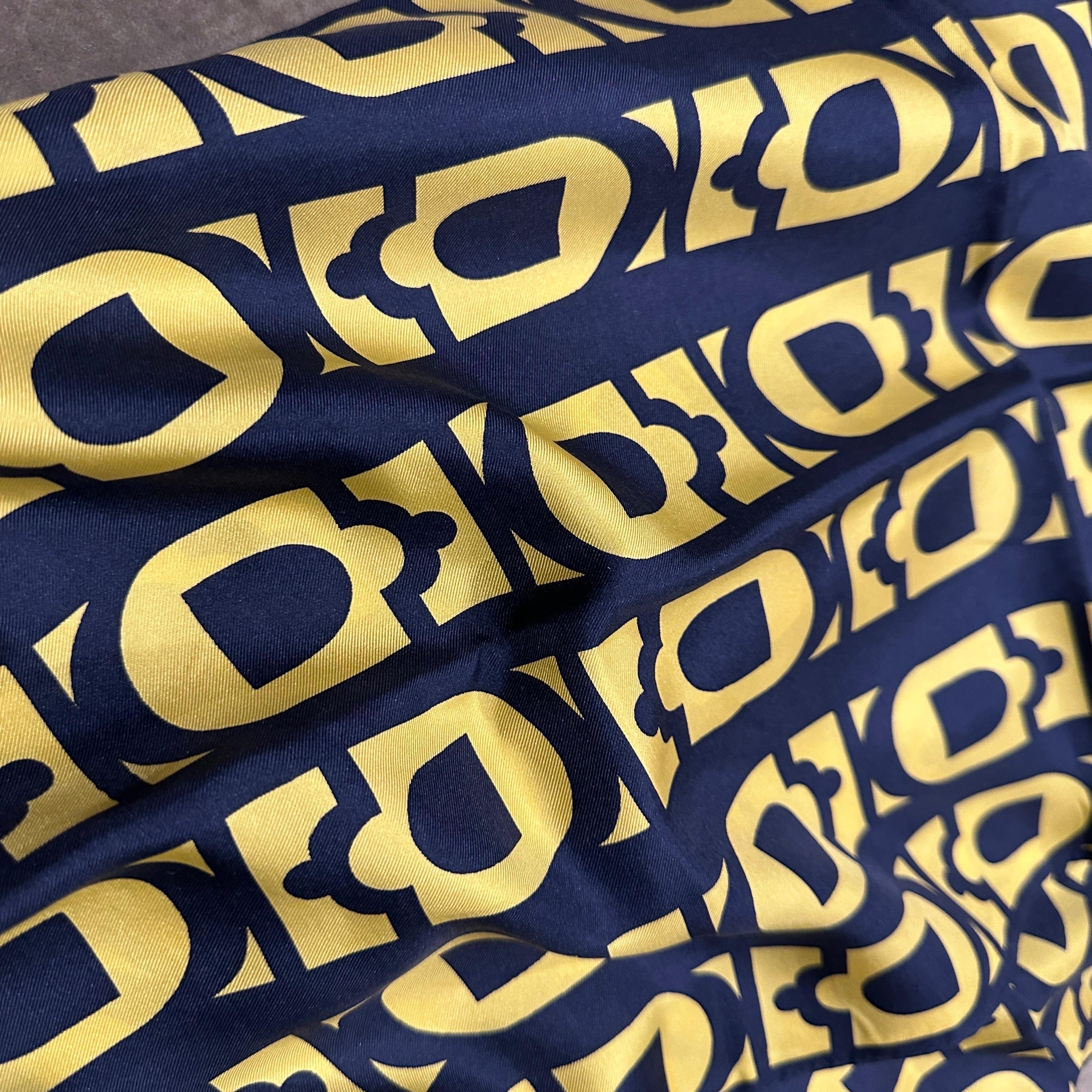 An Elegant 1980s Blue and Yellow Silk Scarf by Pierre Lanvin For Sale 1