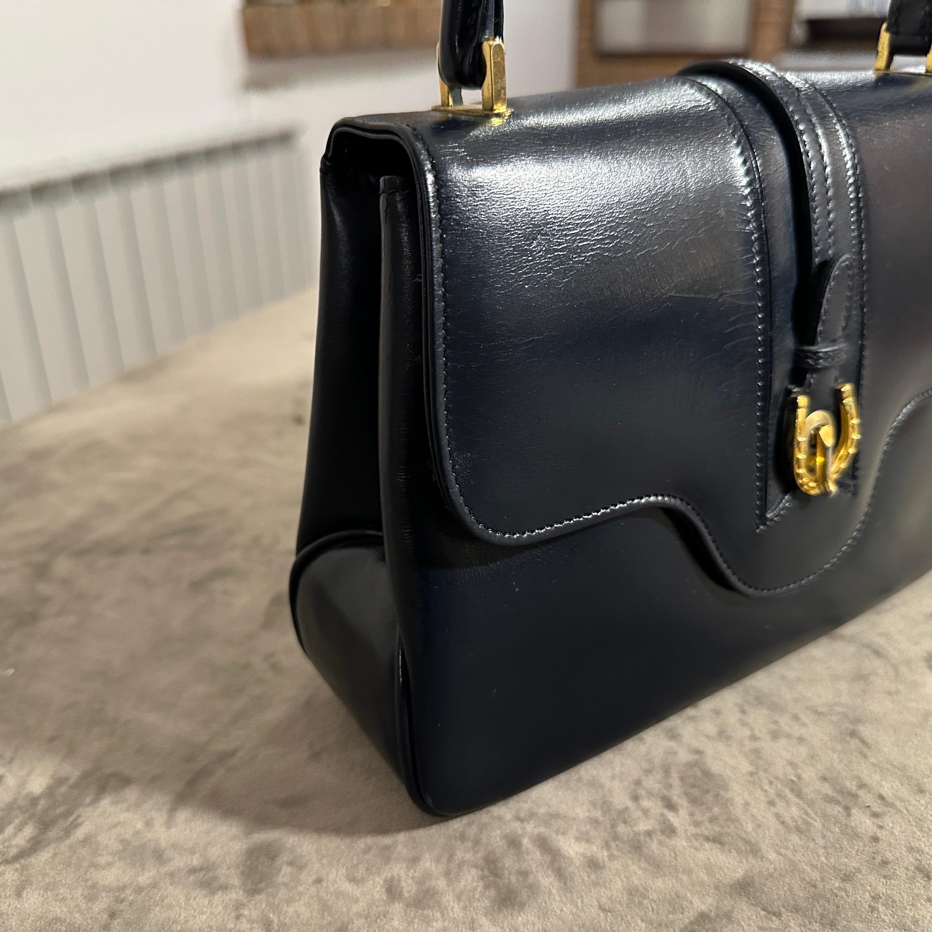 An Elegant 1980s Blue Leather and Brass Hand-Bag by Gucci 14