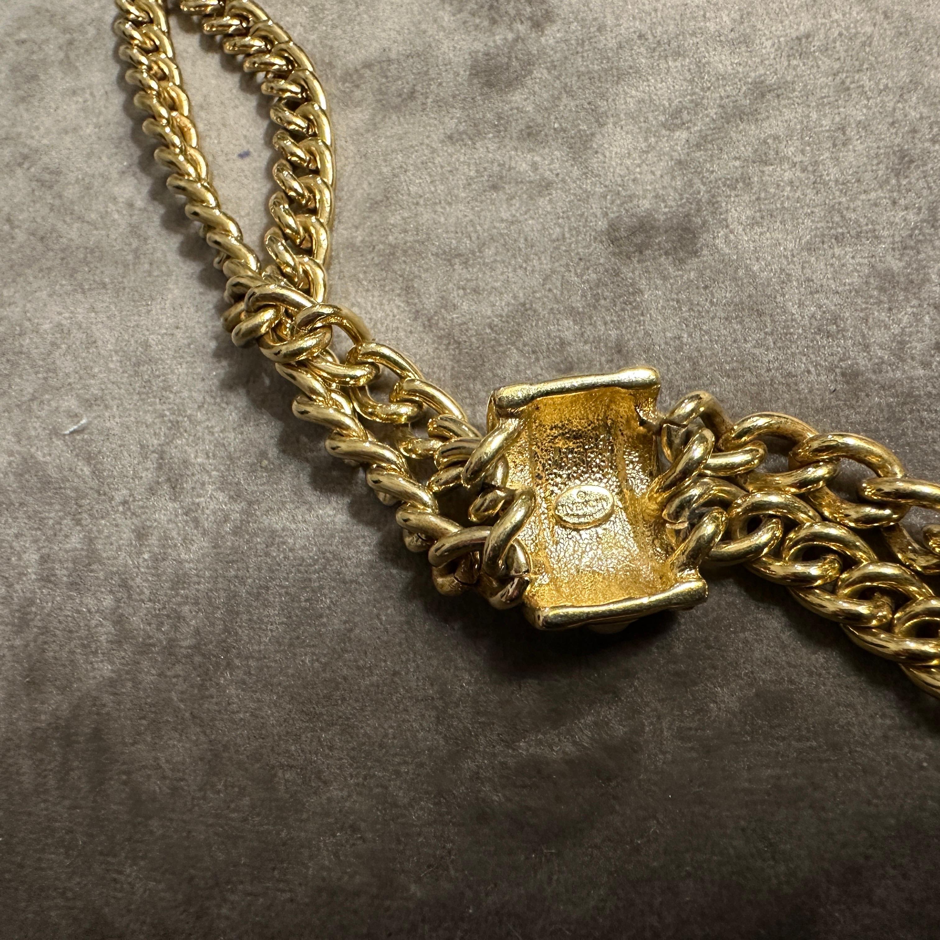 Un'elegante collana anni '80 in metallo dorato di Givenchy in vendita 1