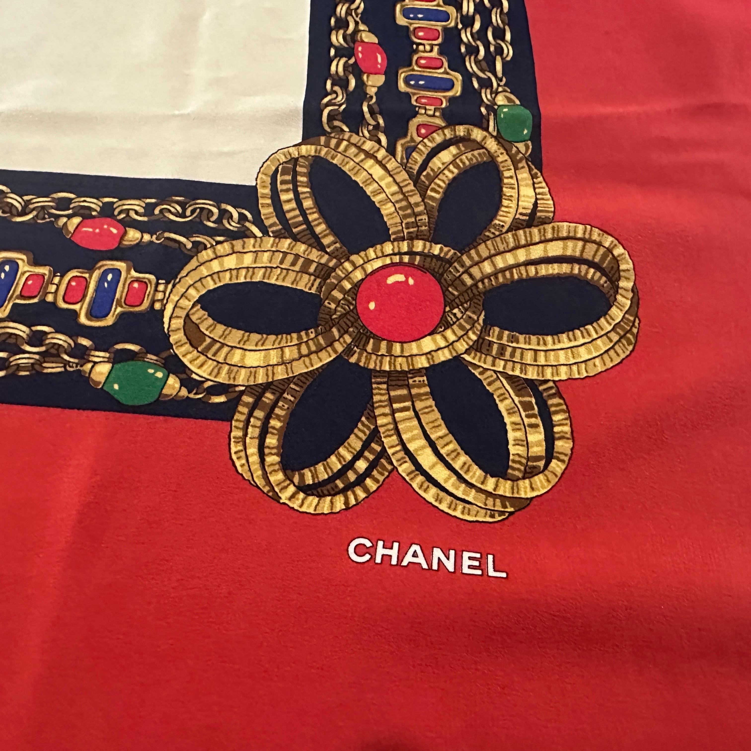 An elegant 1980s Silk French Carré Scarf by Chanel en vente 7