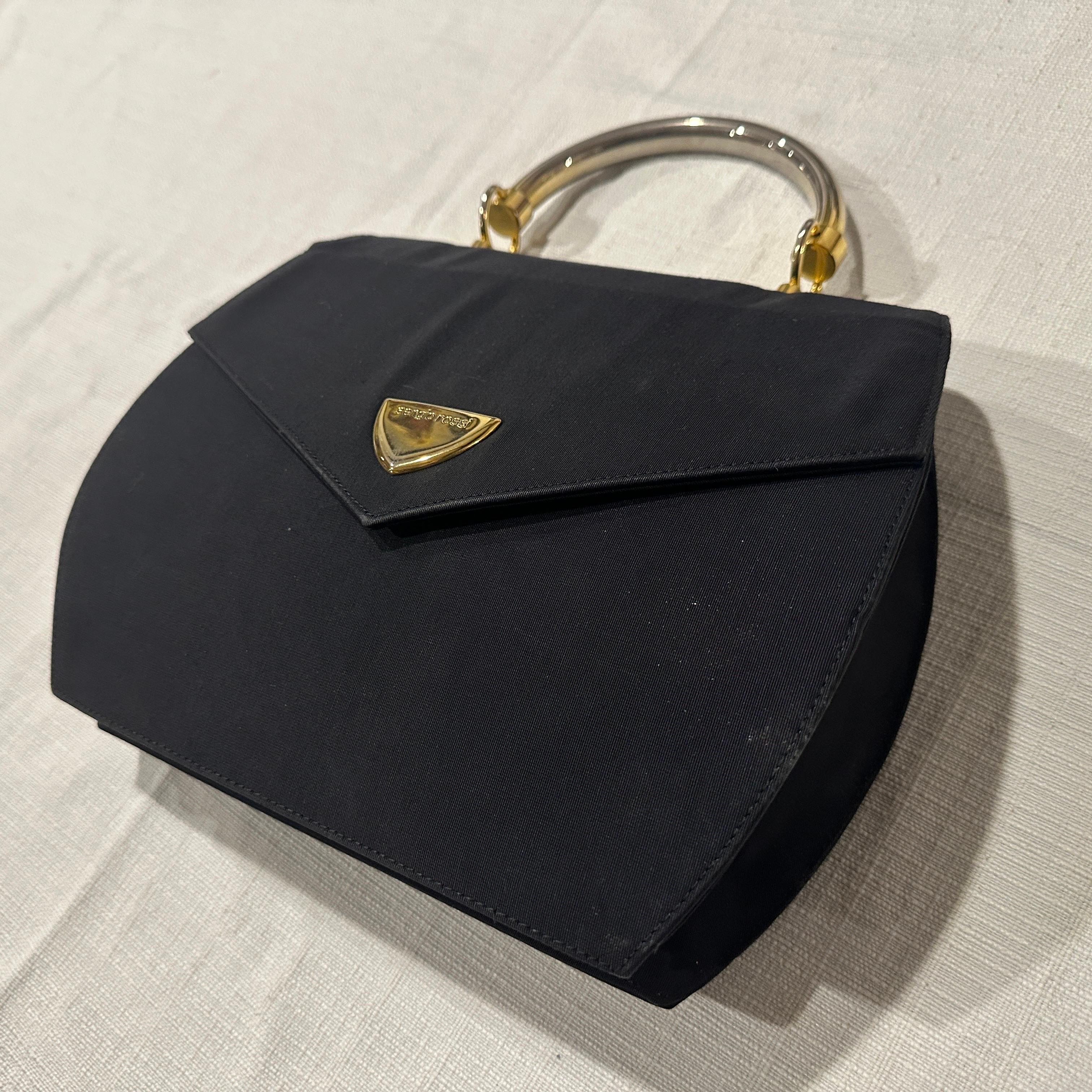 An Elegant 1990s Black Fabric, Brass and Chromed Metal Hand-Bag by Sergio Rossi In Good Condition For Sale In Aci Castello, IT