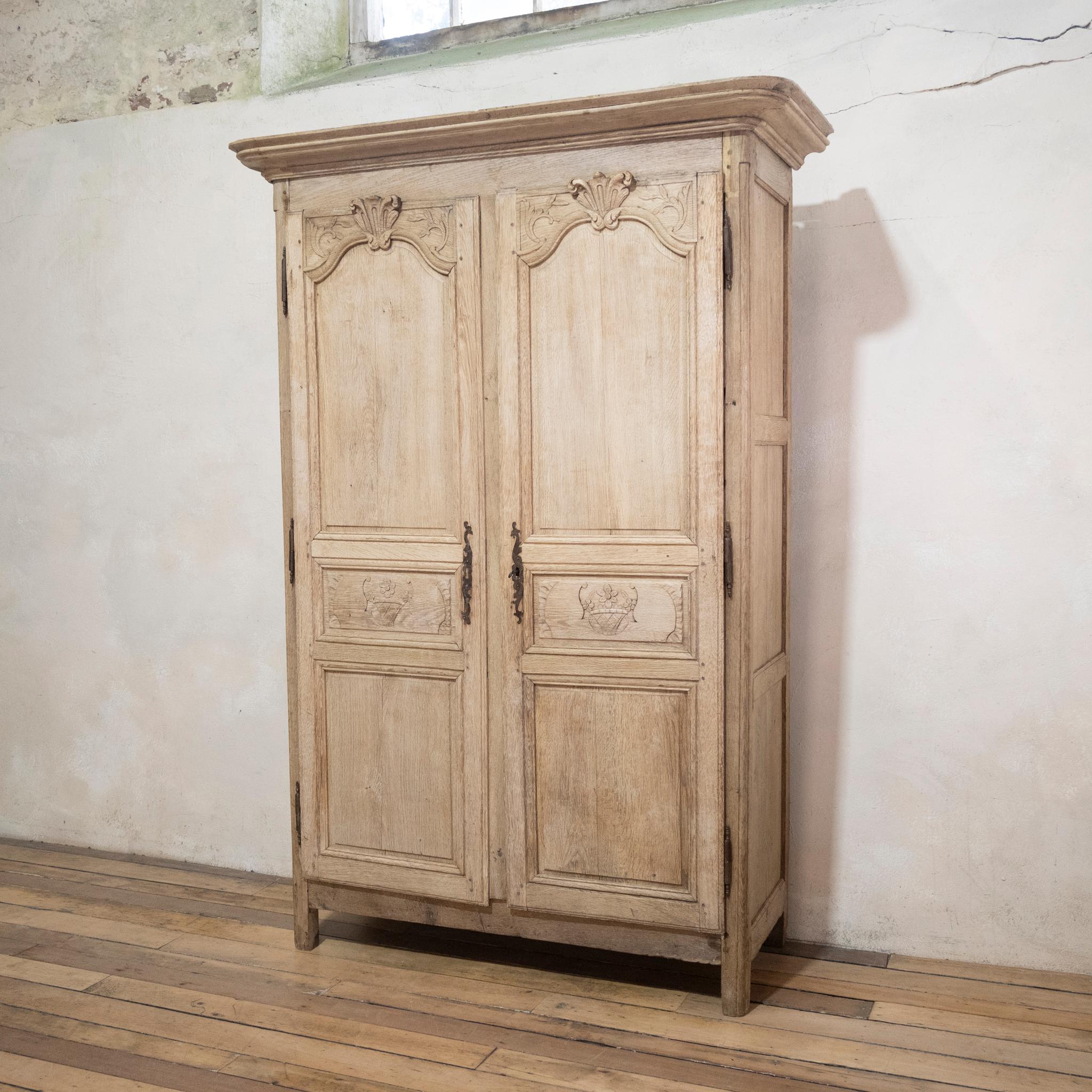 19th Century Elegant 19th-Century French Oak Normandy Marriage Armoire