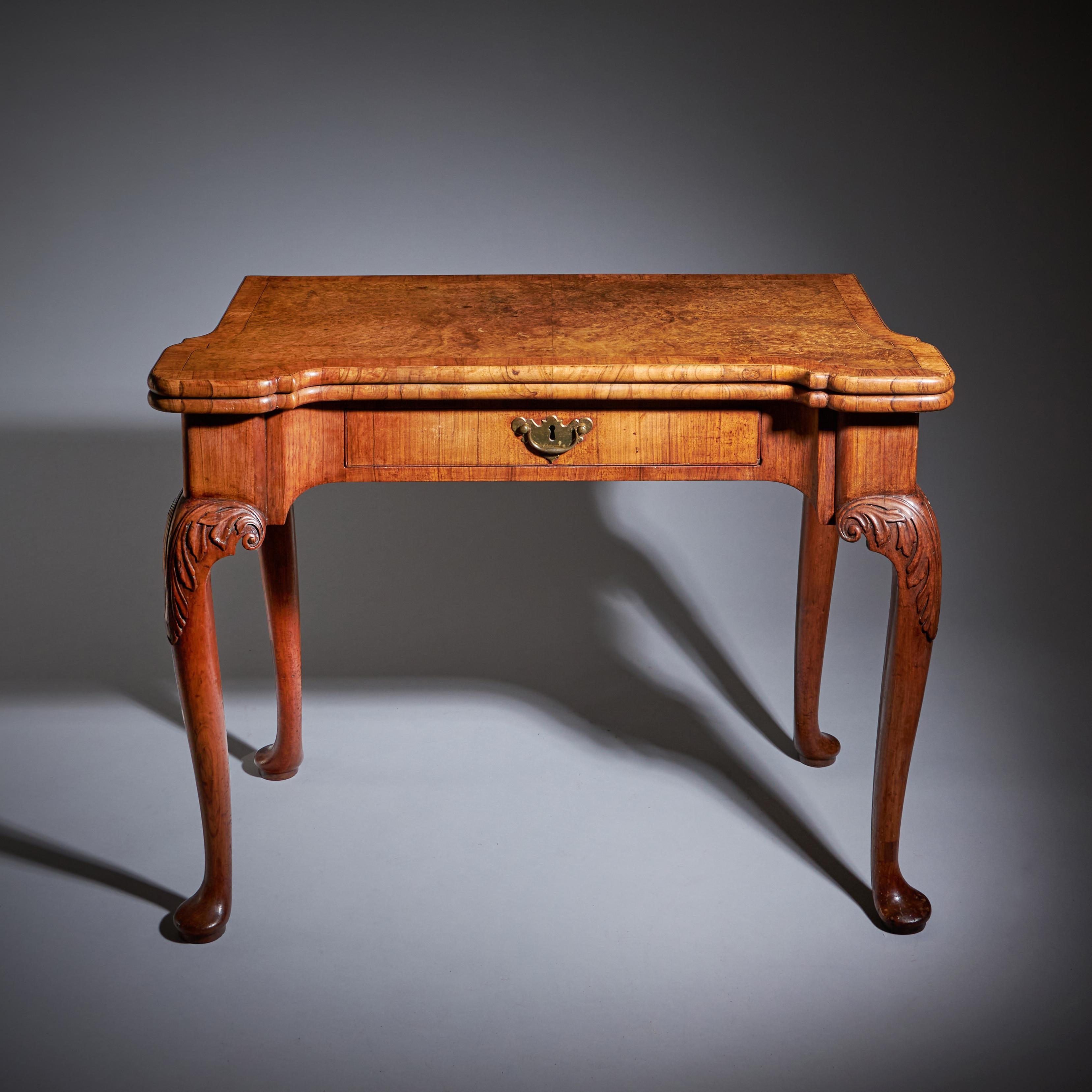 An Elegant and Rare George II Pollard Oak and Walnut Card Table, Circa 1740 For Sale 9