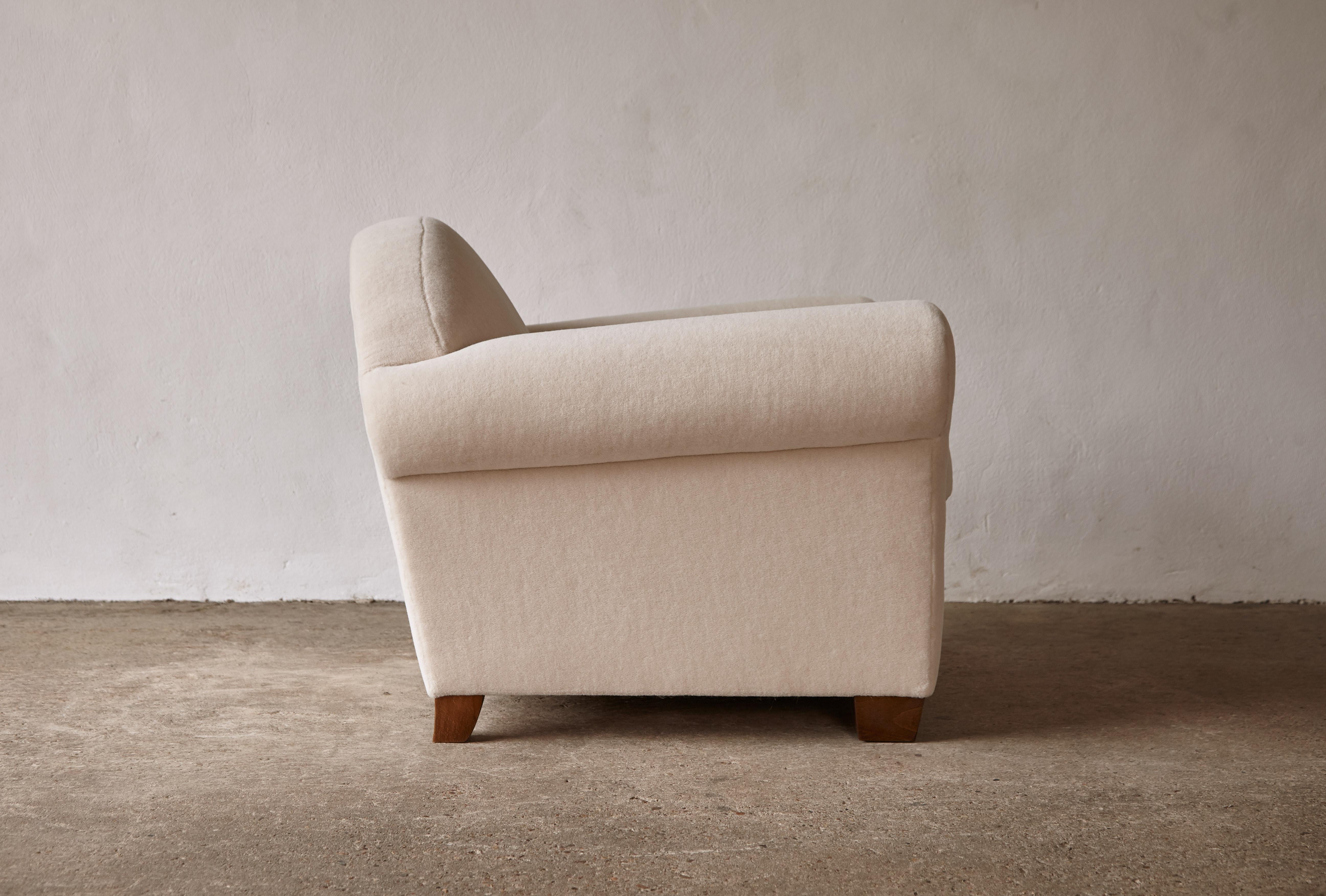 Elegant Armchair, Upholstered in Pure Alpaca For Sale 4