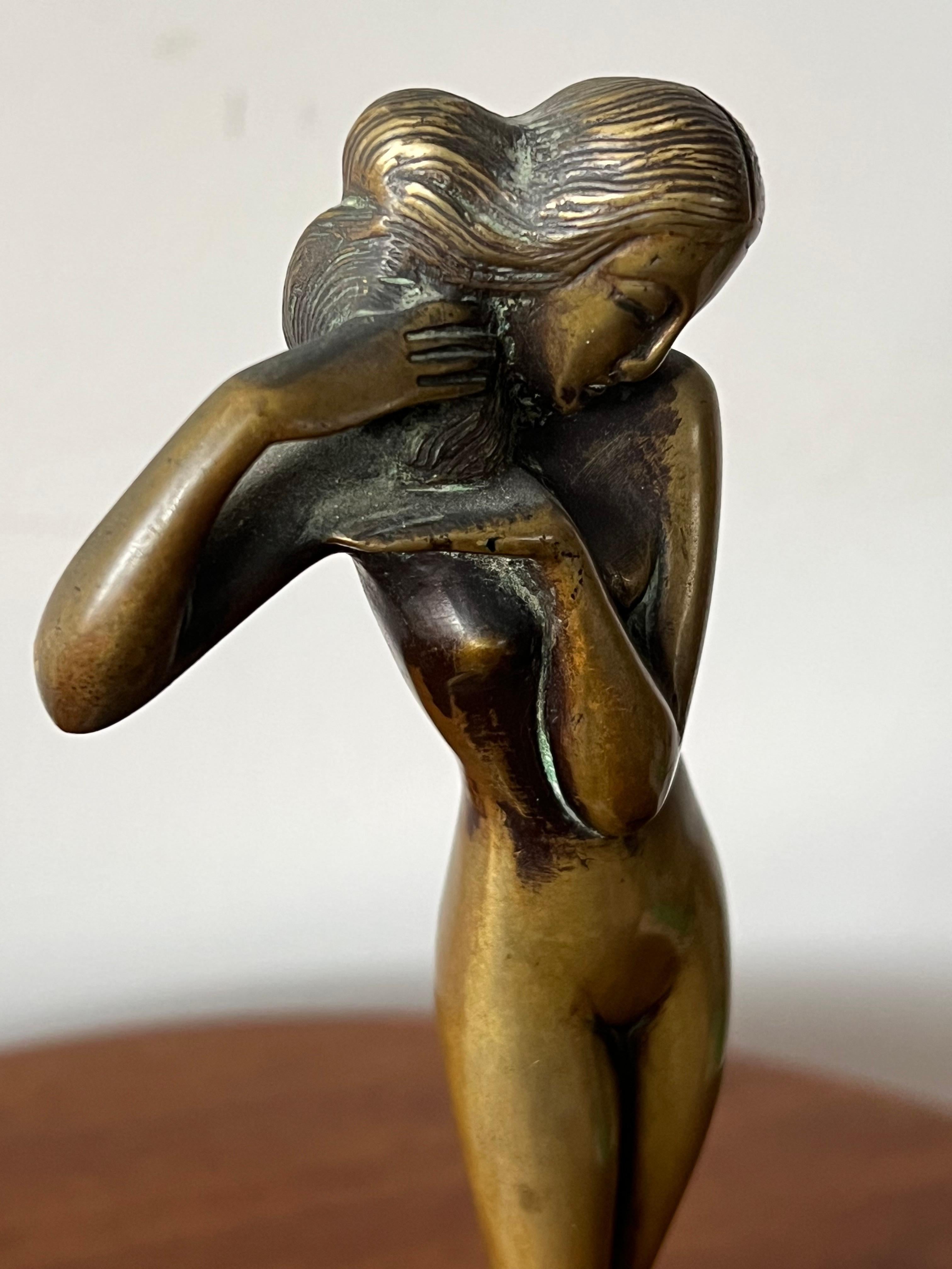 An Elegant Bronze Nude Ca' 1940's Moderno en venta