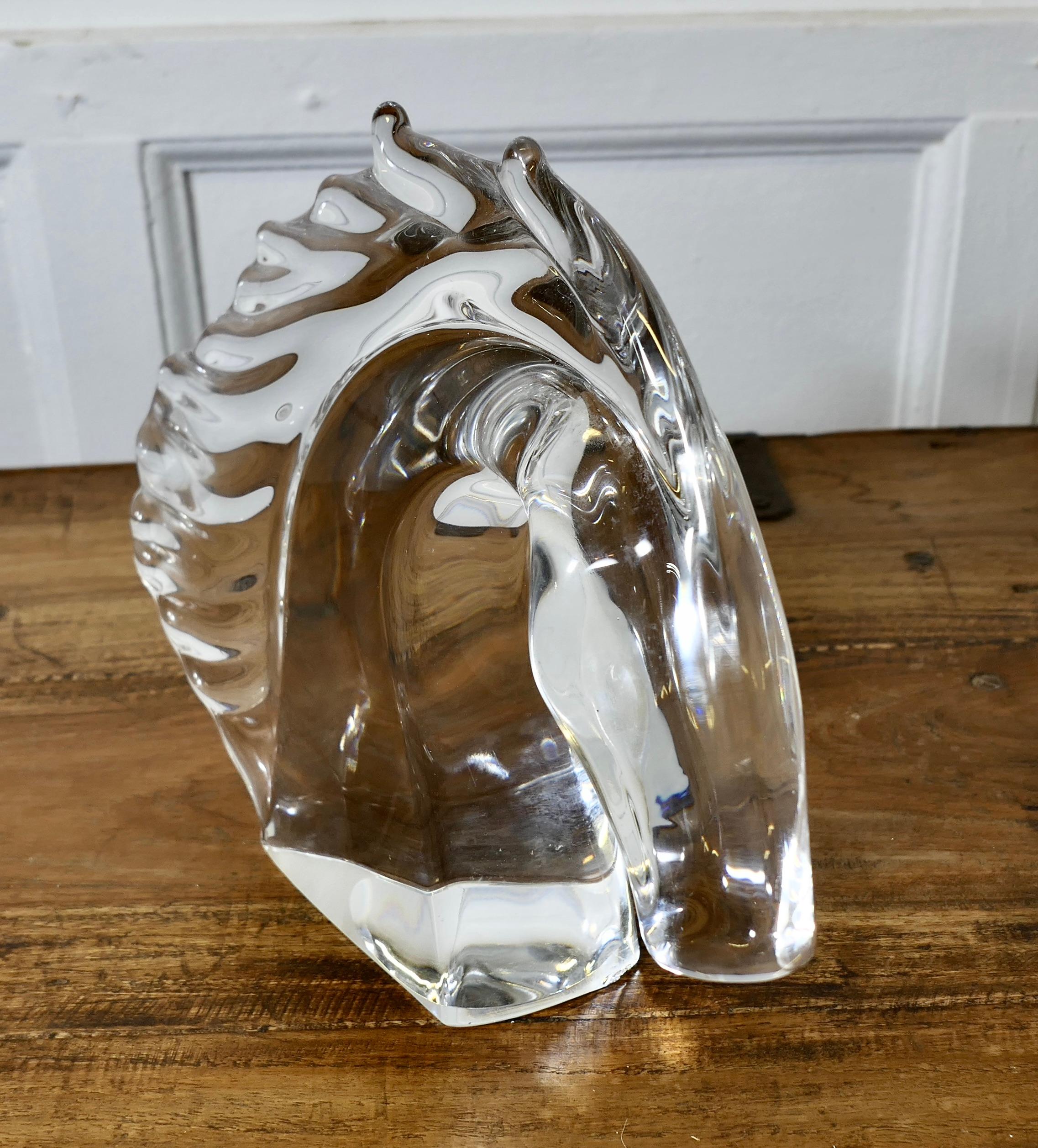 An Elegant Crystal Head of a Horse Signed by Daum of Nancy France For Sale 3