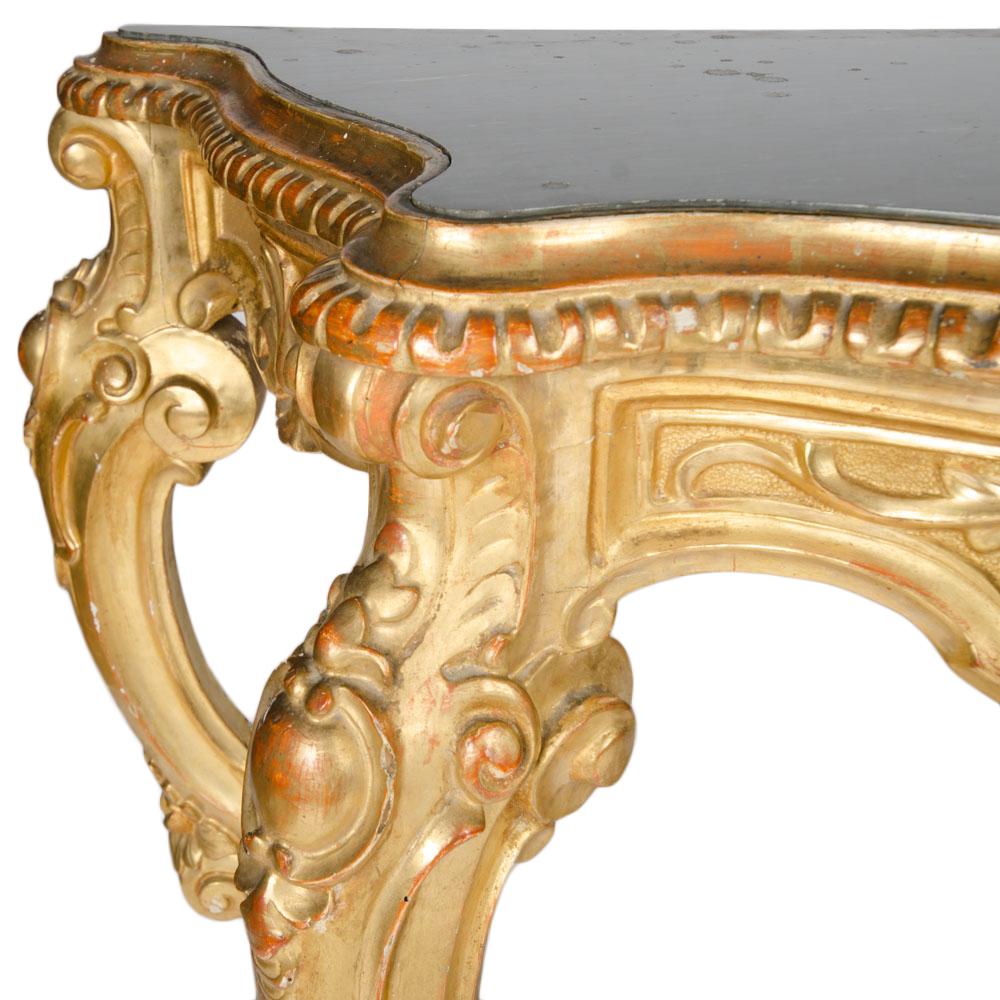 Late 19th Century Elegant Italian Carved Giltwood Marble Top Console Table, circa 1880