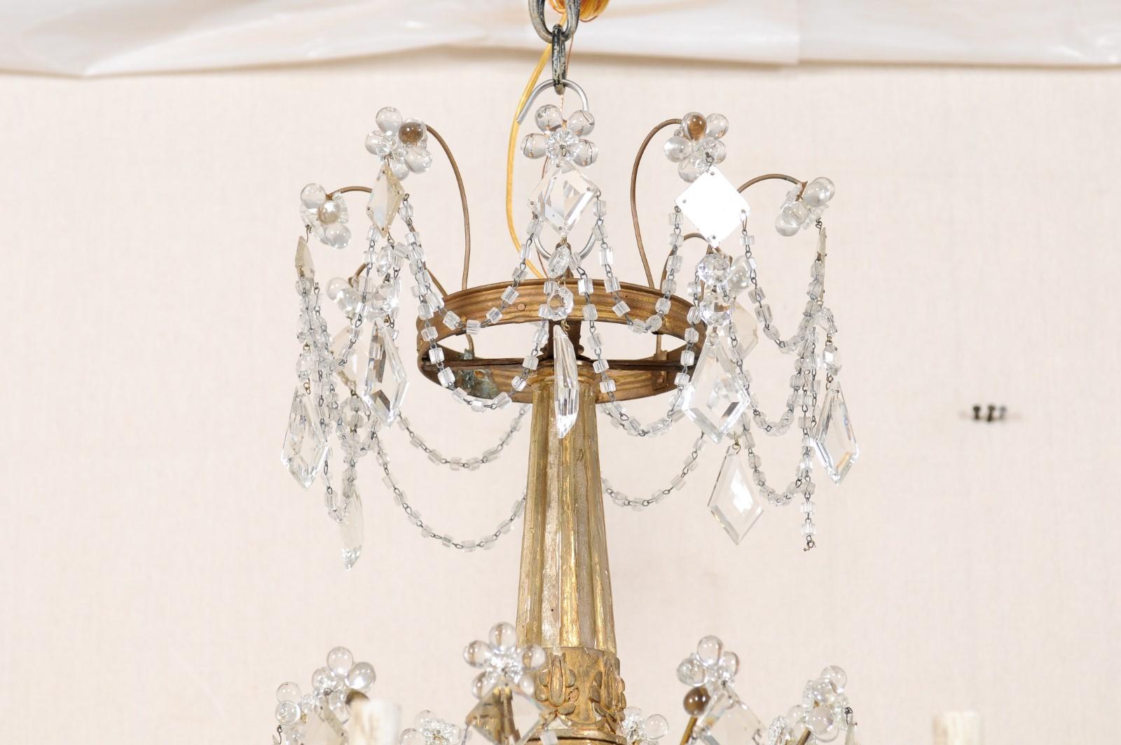 Elegant Italian Crystal and Giltwood Eight-Light Chandelier, Early 20th Century 2