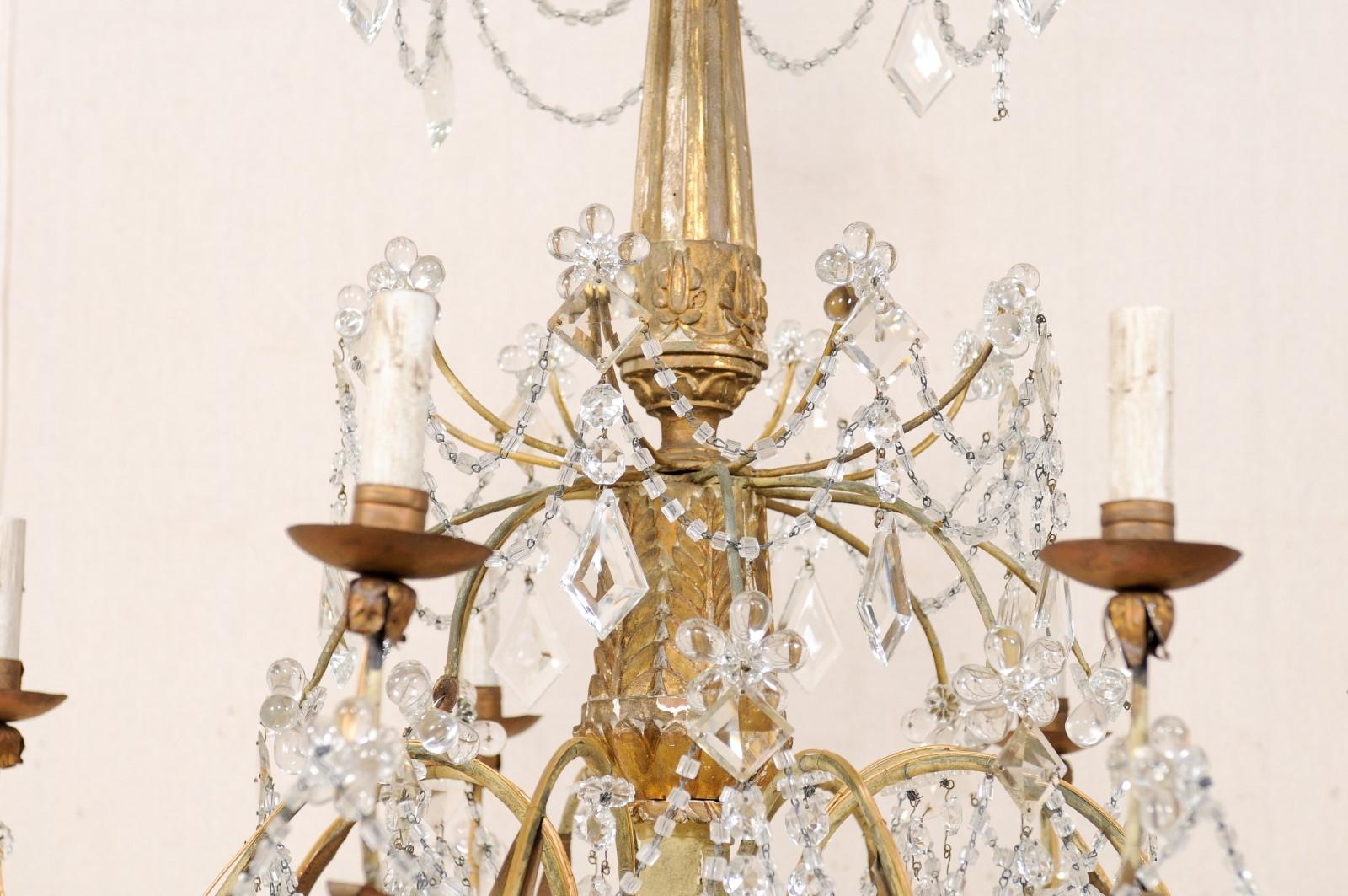 Elegant Italian Crystal and Giltwood Eight-Light Chandelier, Early 20th Century 3